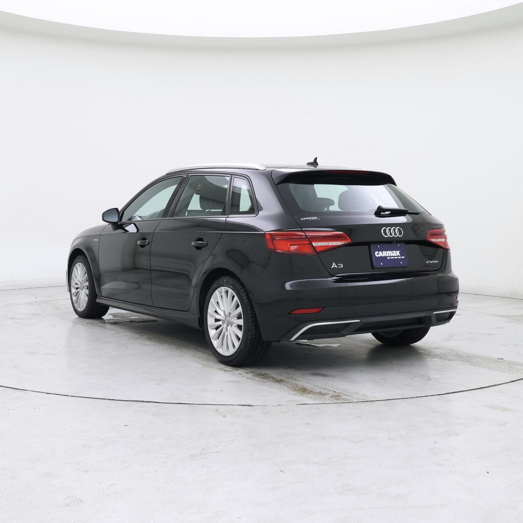 Thumbnail: 2018 Audi A3 - 2