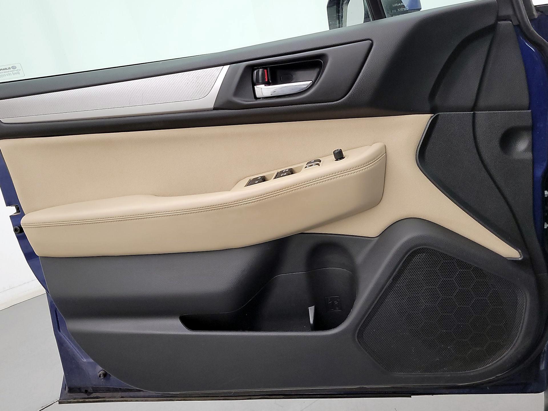 Thumbnail: 2017 Subaru Outback - 12