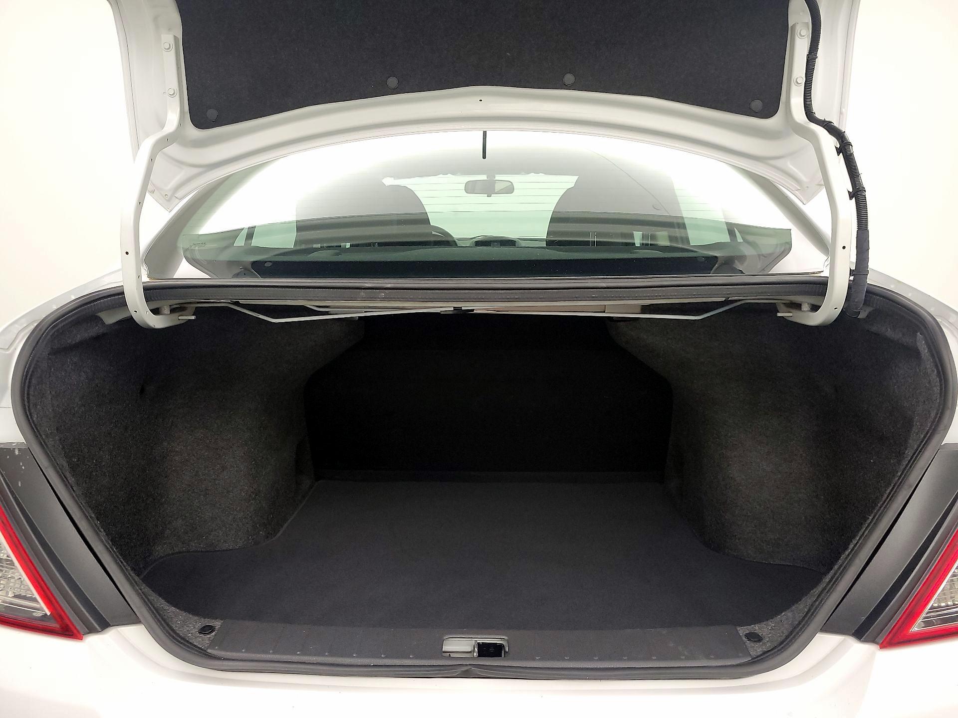 Thumbnail: 2018 Nissan Versa - 19