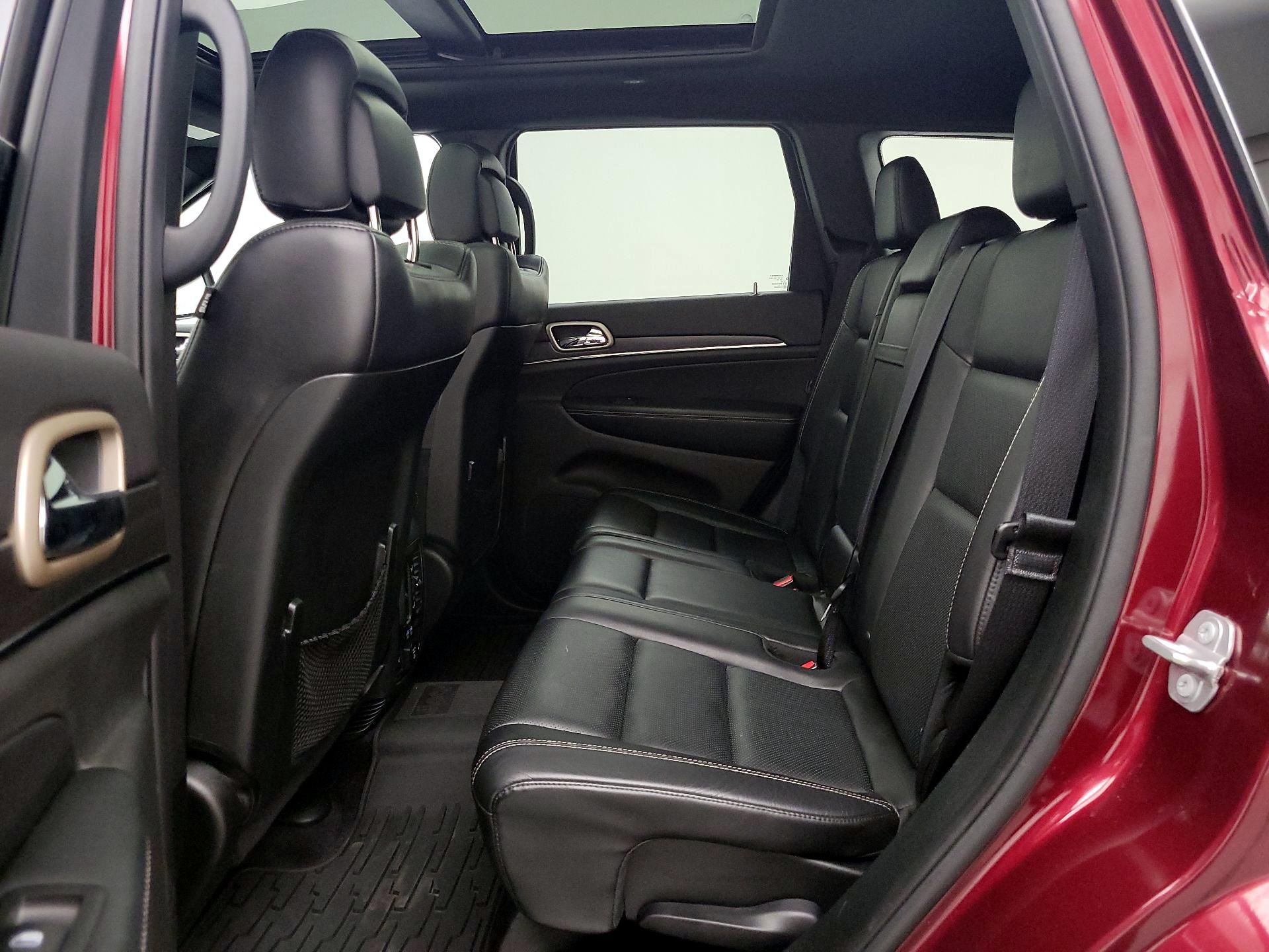 Thumbnail: 2017 Jeep Grand Cherokee - 20