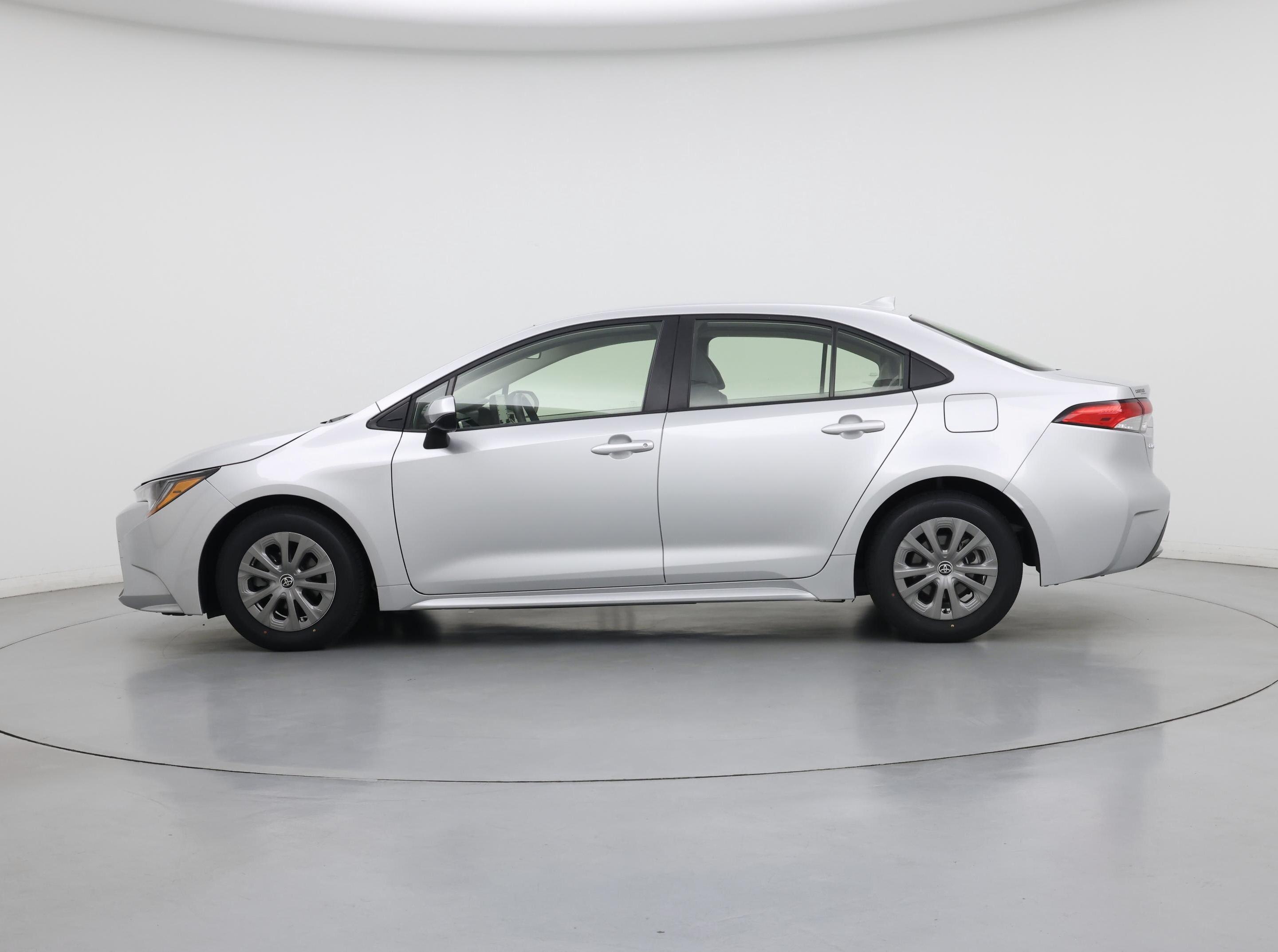 Thumbnail: 2022 Toyota Corolla - 3