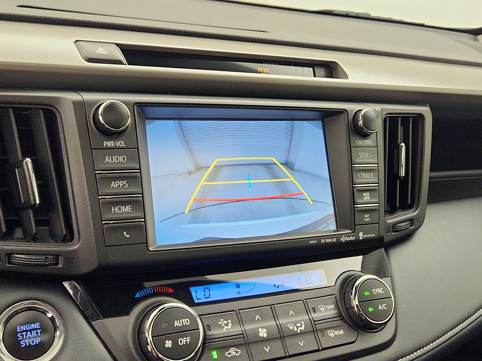 Thumbnail: 2018 Toyota RAV4 - 14
