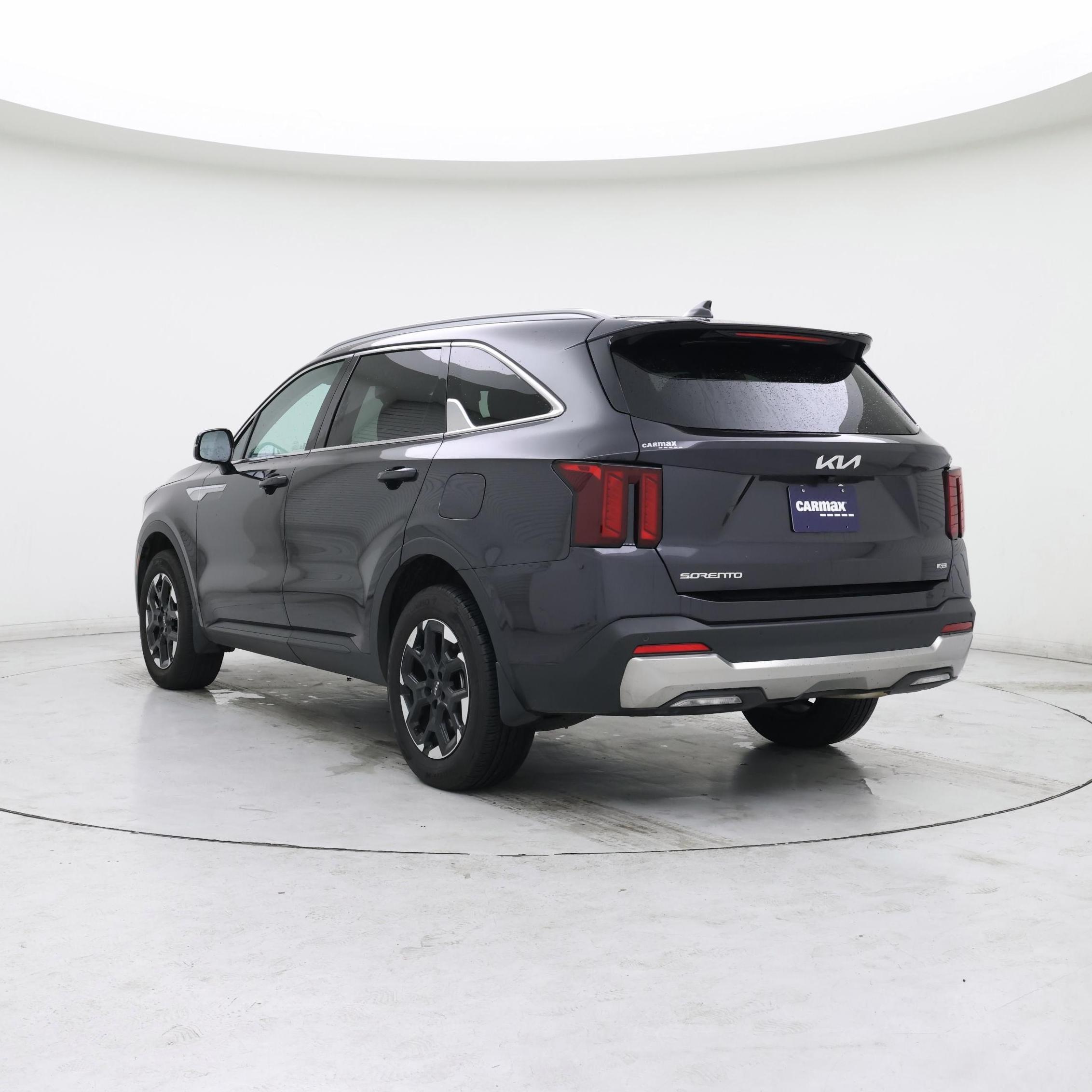 Thumbnail: 2025 Kia Sorento - 2