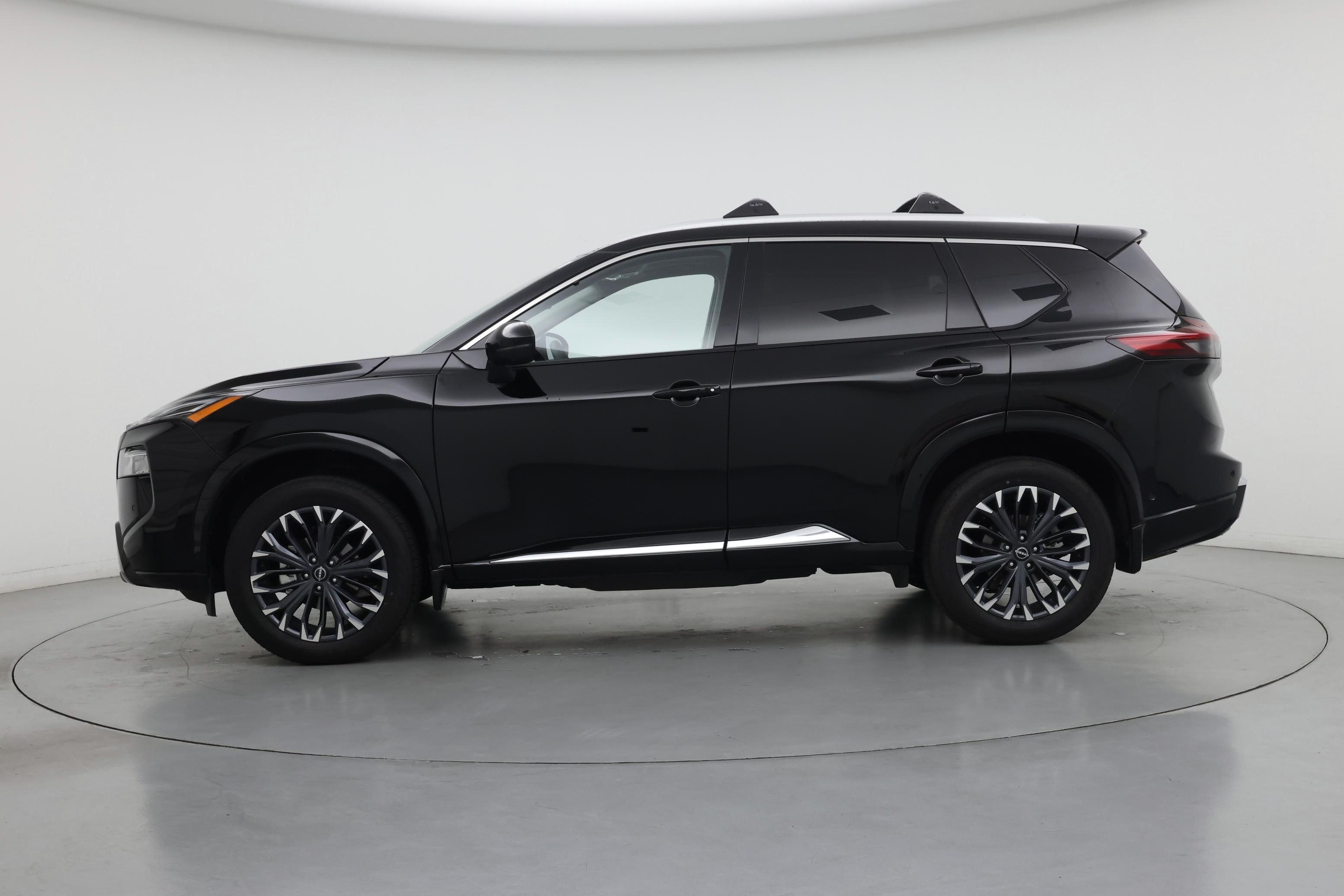 Thumbnail: 2025 Nissan Rogue - 3