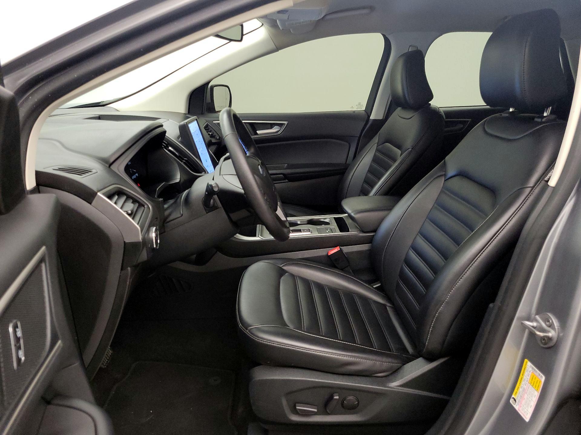 Thumbnail: 2022 Ford Edge - 11