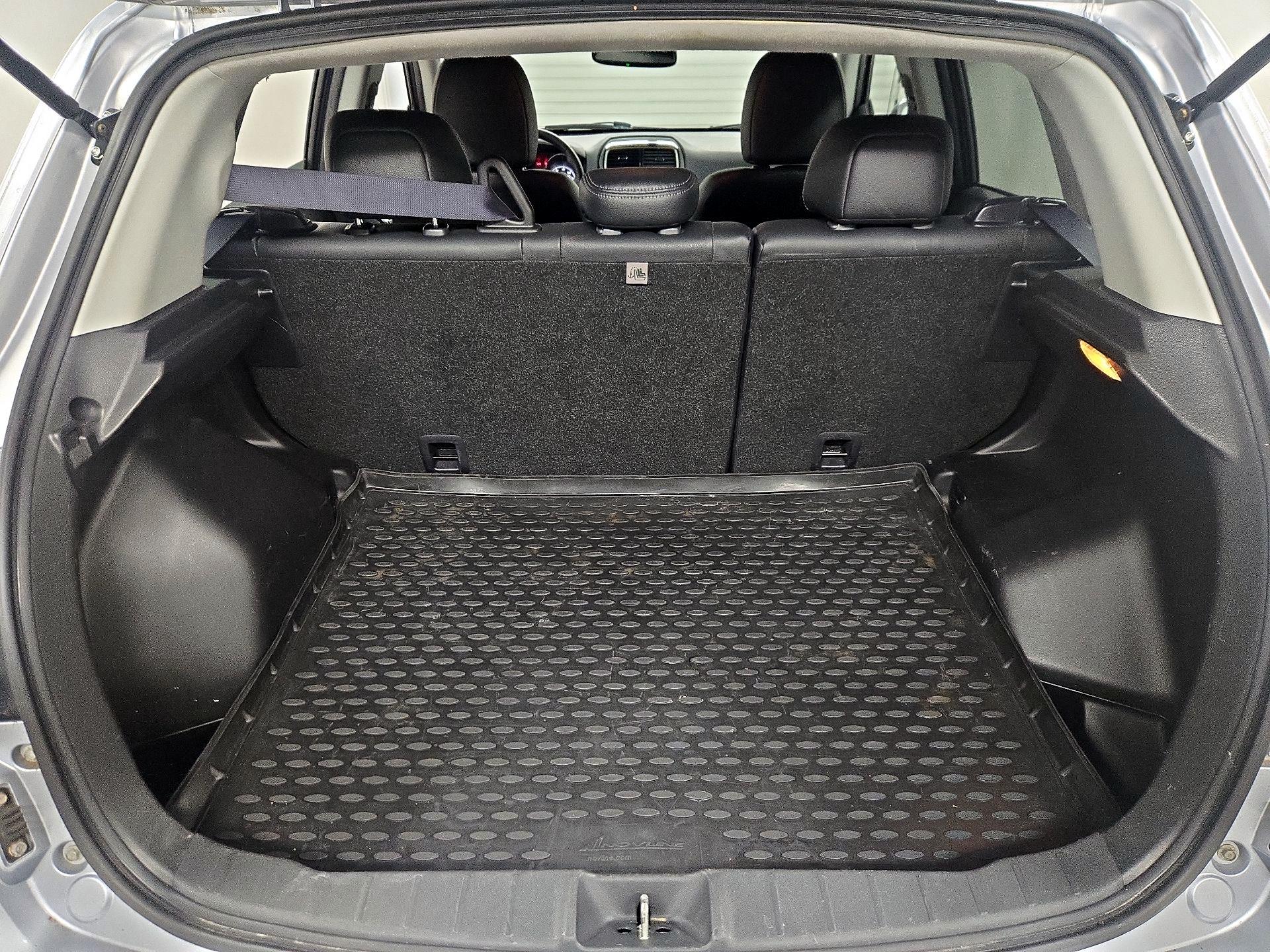 Thumbnail: 2016 Mitsubishi Outlander Sport - 20