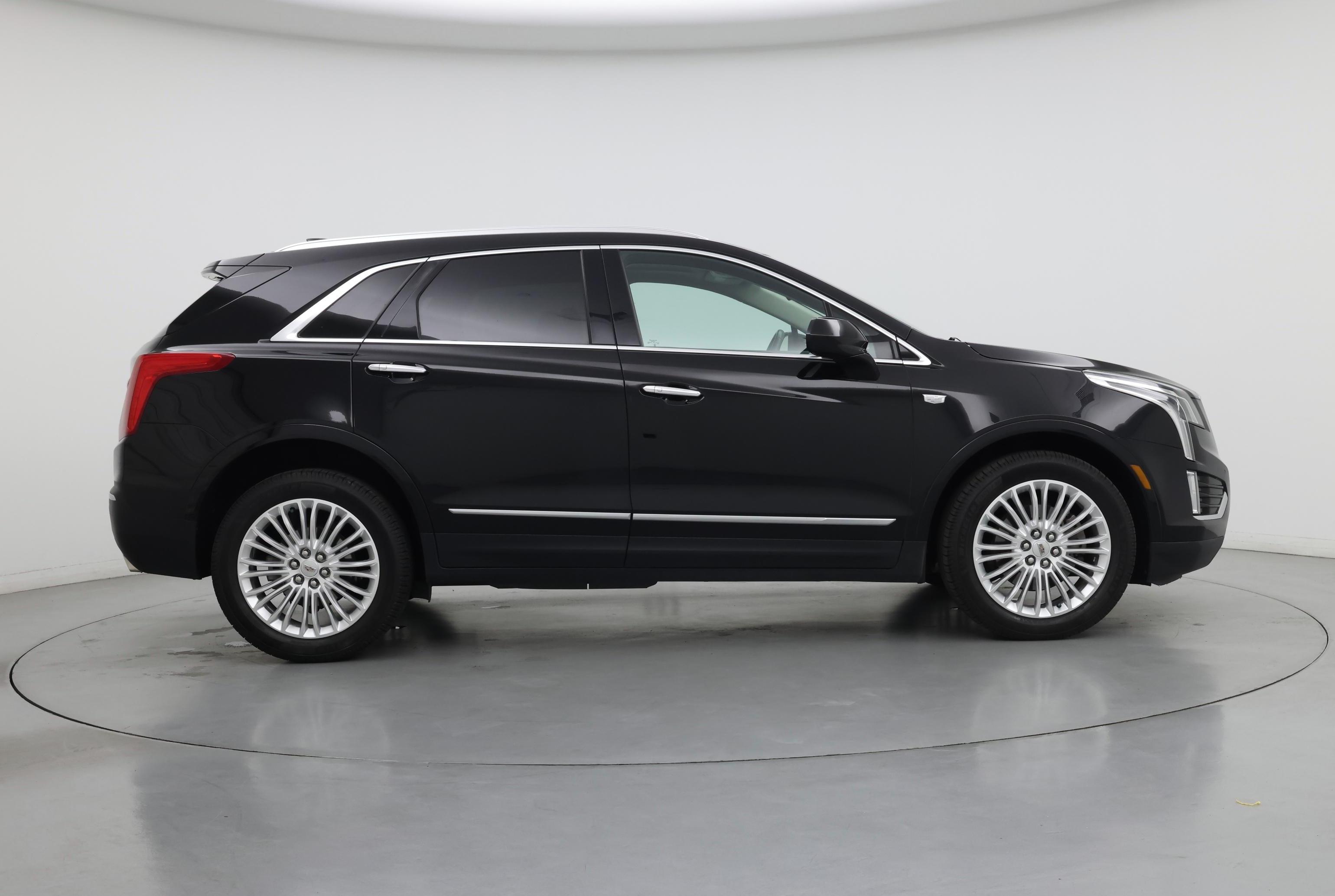 Thumbnail: 2017 Cadillac XT5 - 7