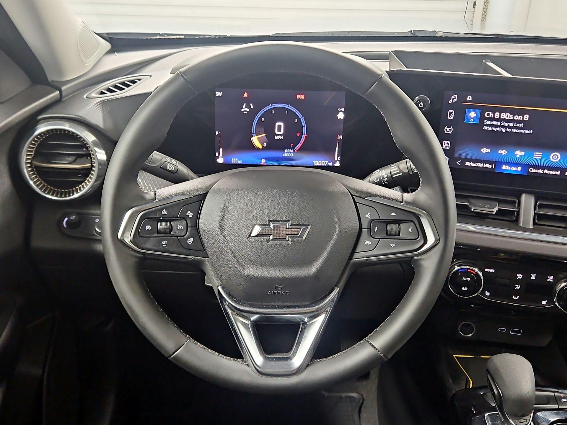 Thumbnail: 2025 Chevrolet Trax - 10