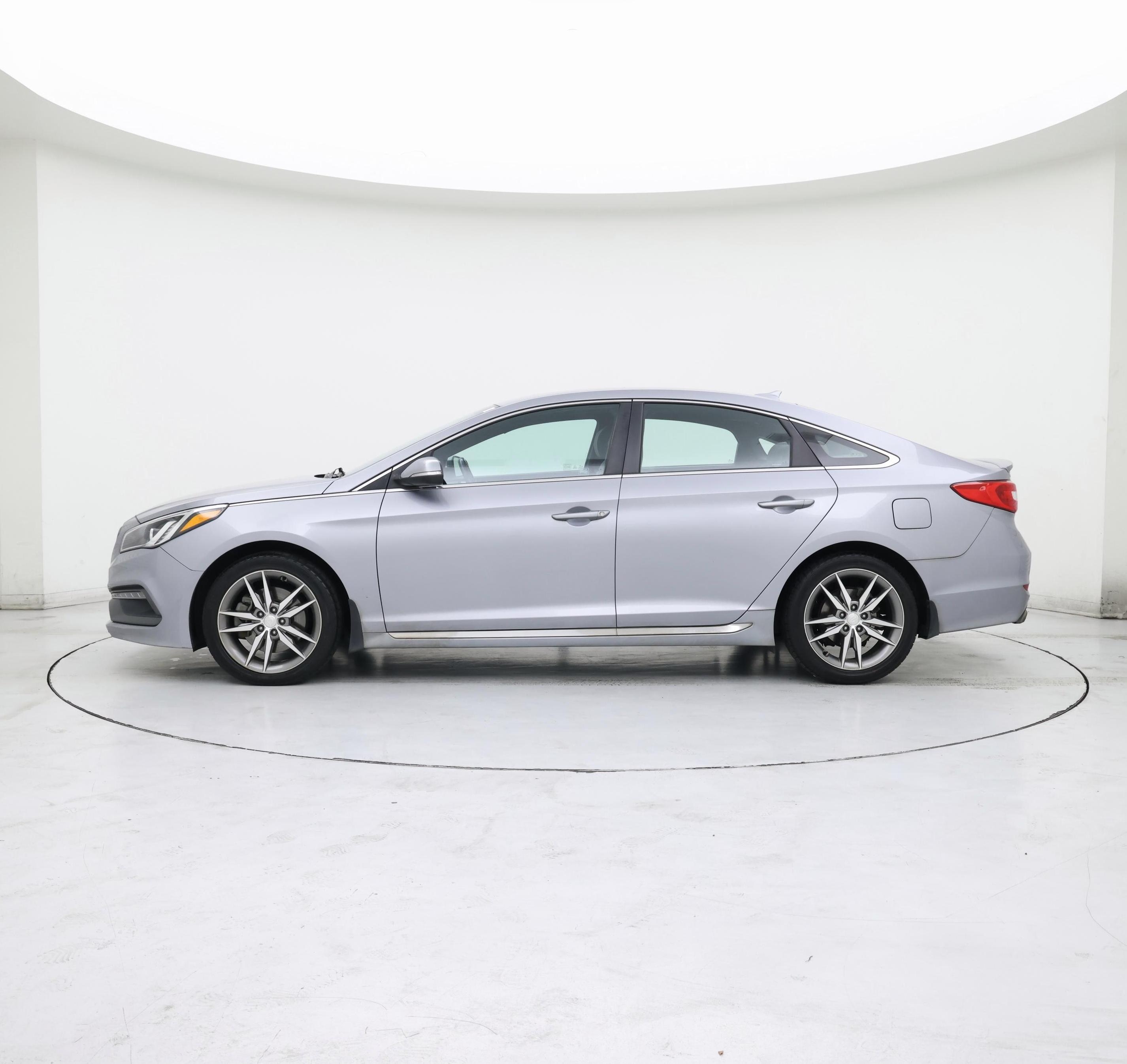 Thumbnail: 2017 Hyundai Sonata - 3