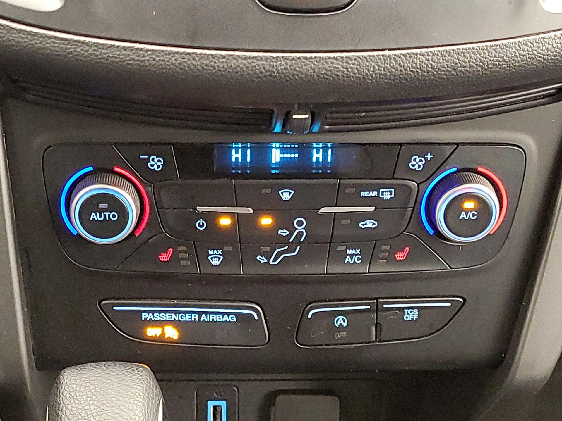 Thumbnail: 2018 Ford Escape - 16