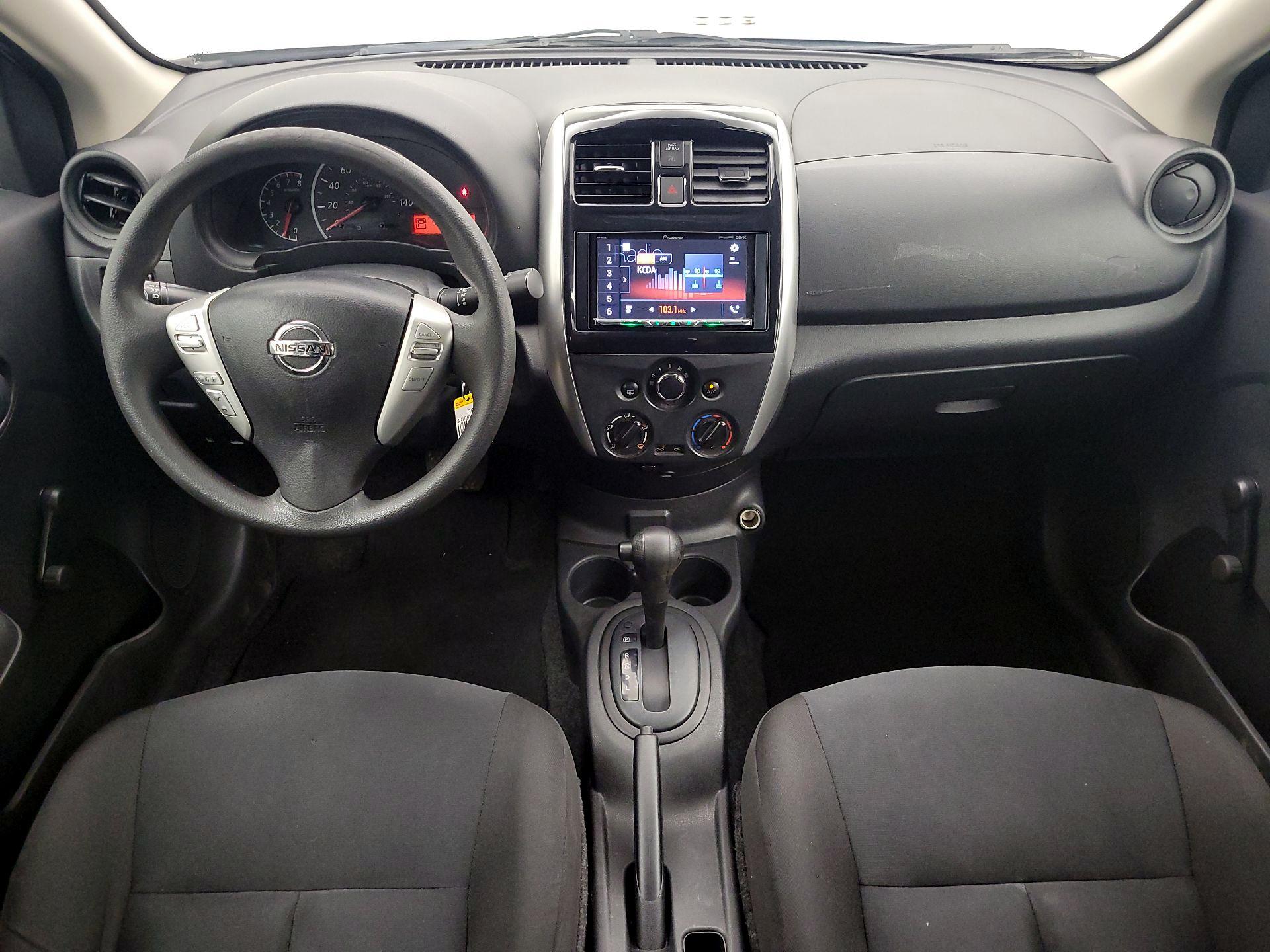 Thumbnail: 2018 Nissan Versa - 9