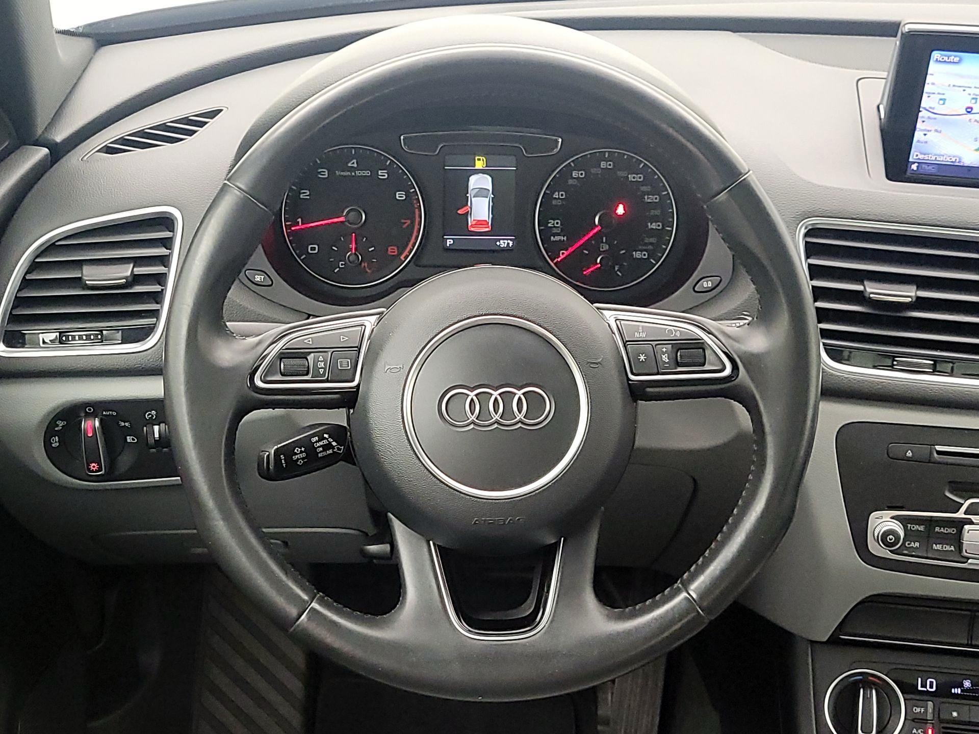 Thumbnail: 2016 Audi Q3 - 10