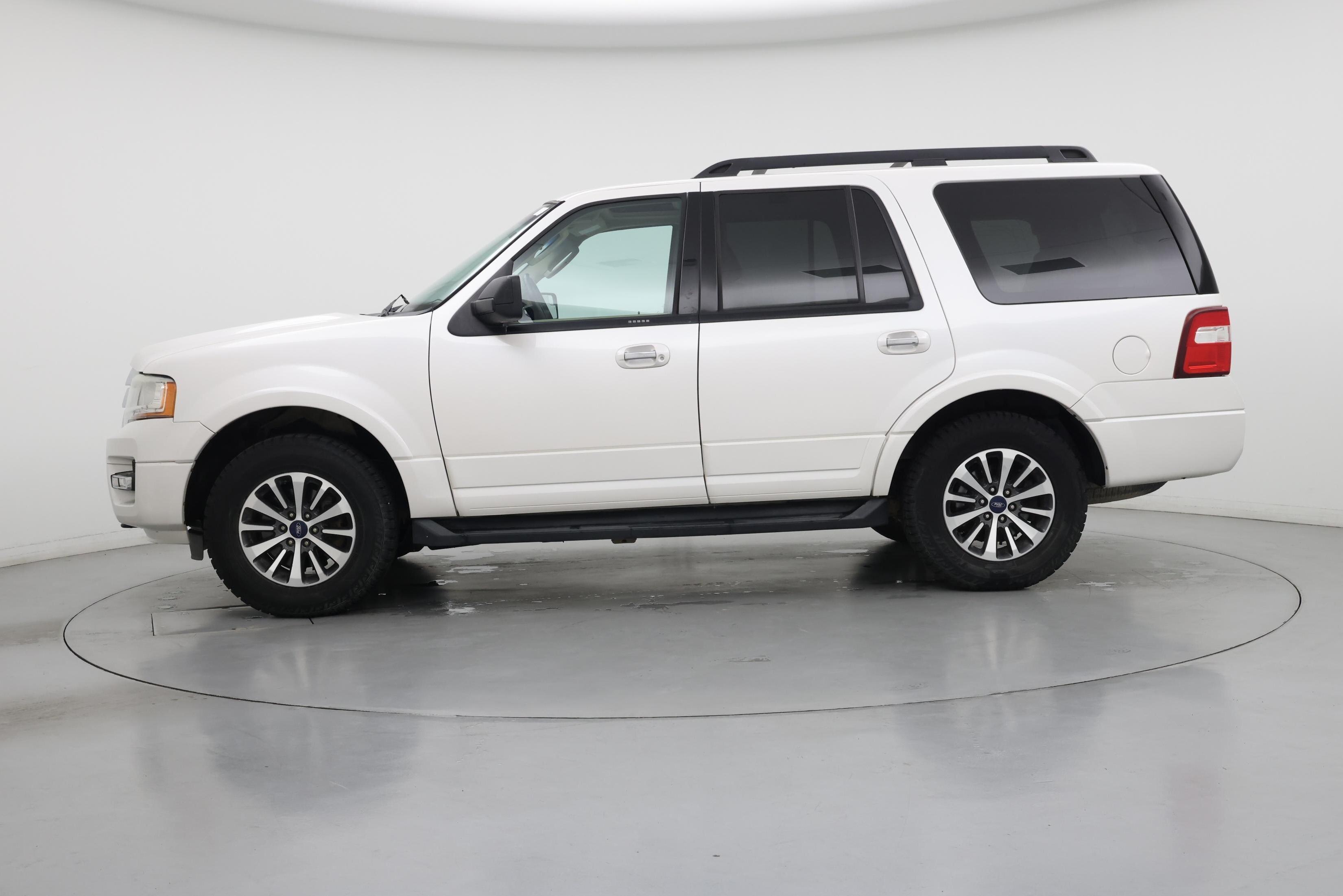 Thumbnail: 2017 Ford Expedition - 3