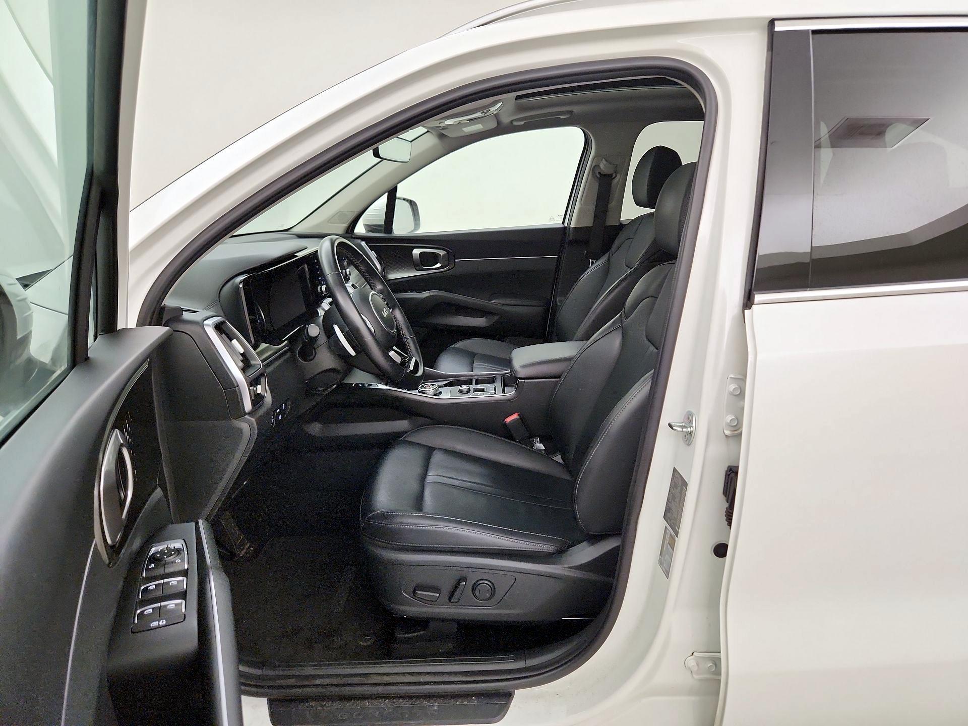 Thumbnail: 2024 Kia Sorento - 11