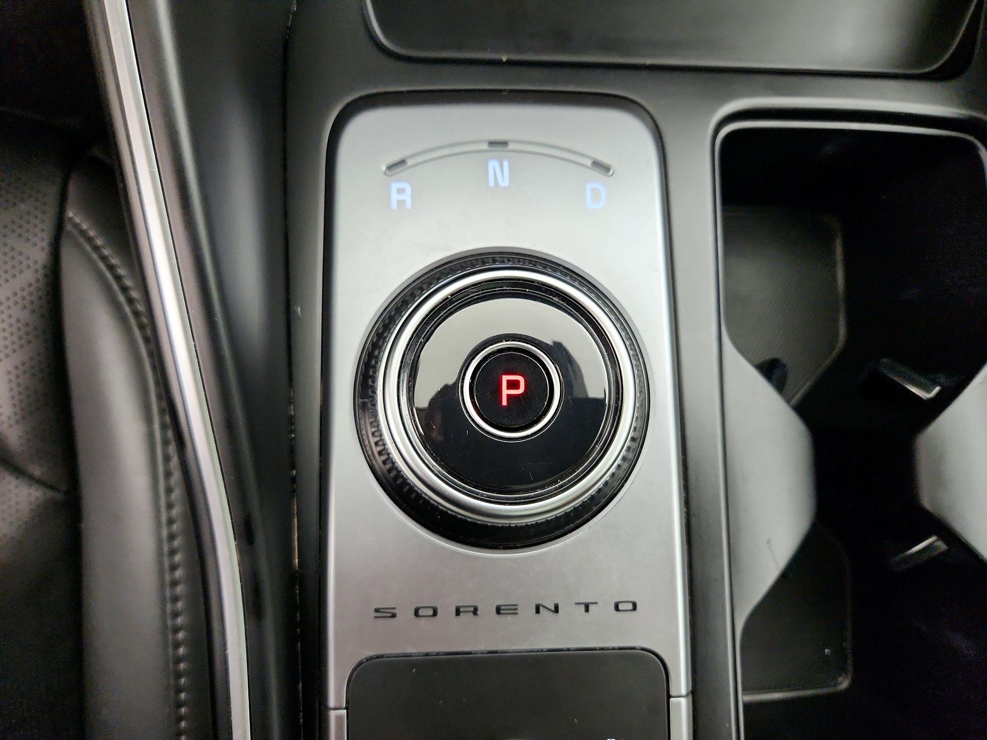 Thumbnail: 2024 Kia Sorento - 18