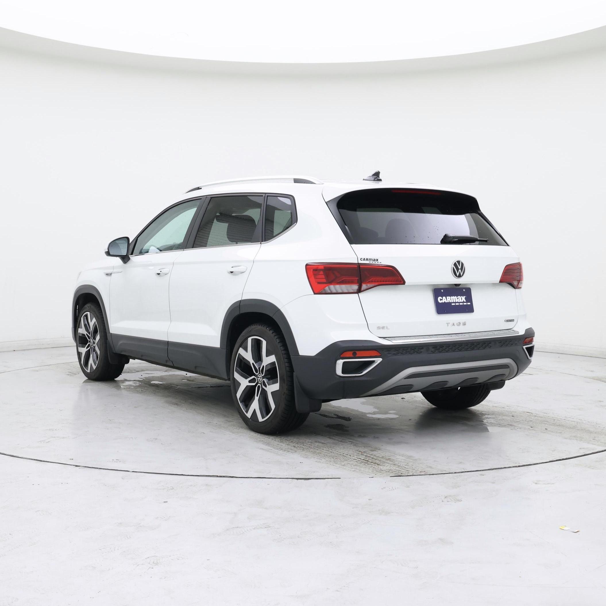 Thumbnail: 2023 Volkswagen Taos - 2
