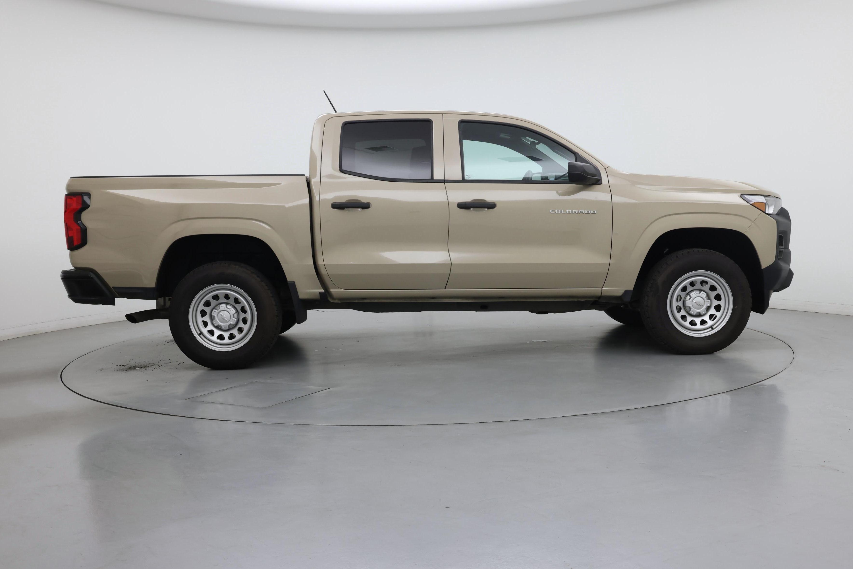 Thumbnail: 2023 Chevrolet Colorado - 7