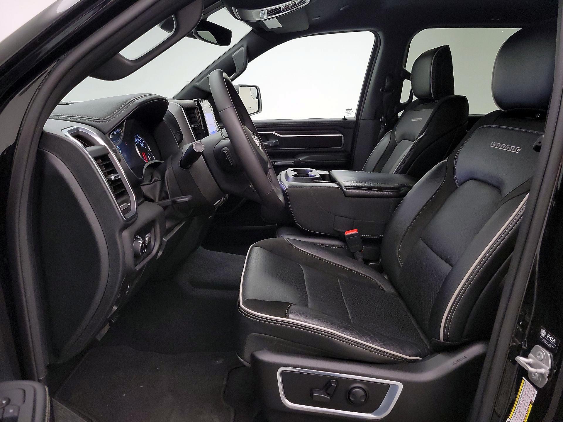 Thumbnail: 2025 RAM 1500 - 11