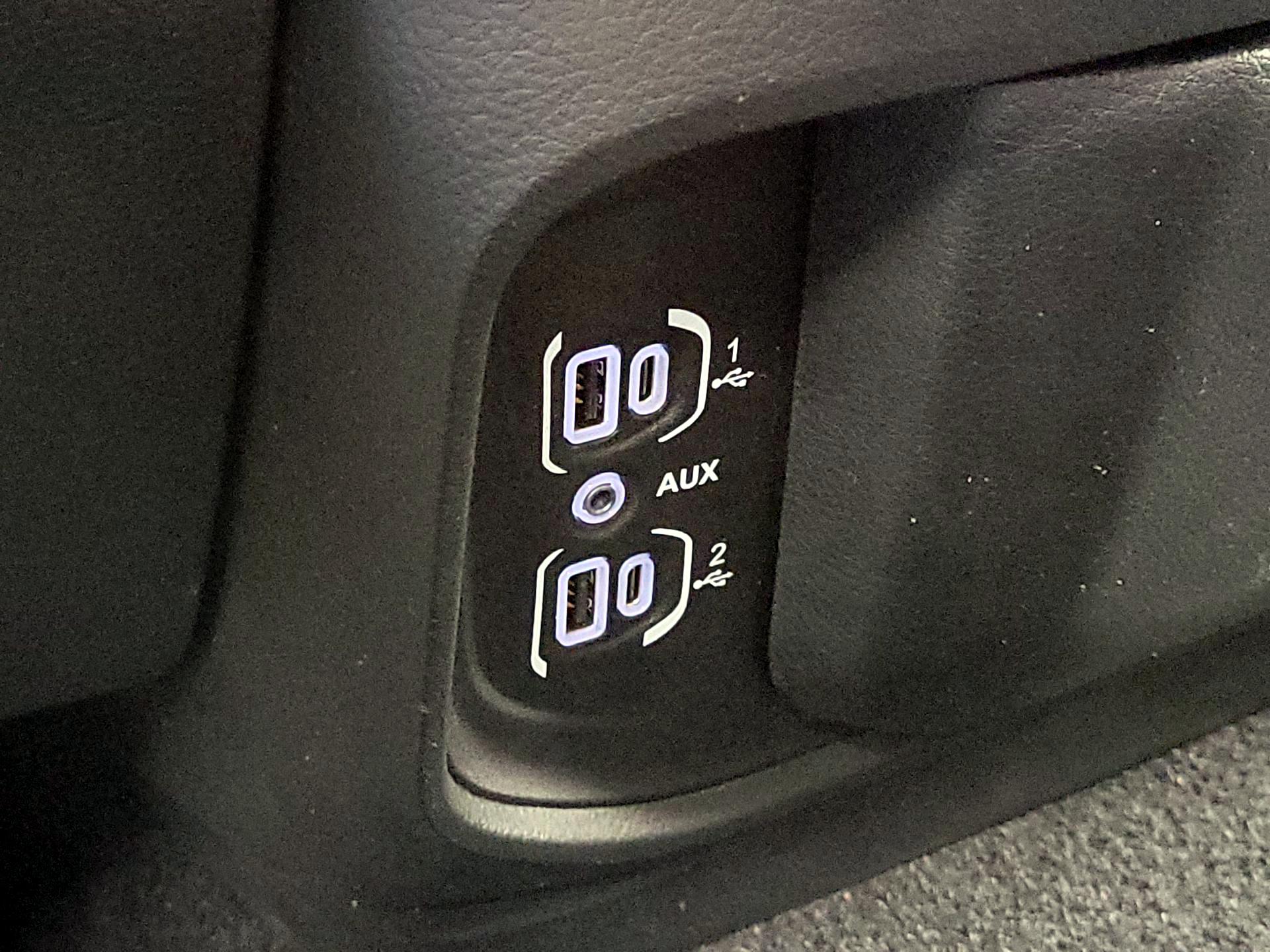 Thumbnail: 2025 RAM 1500 - 19