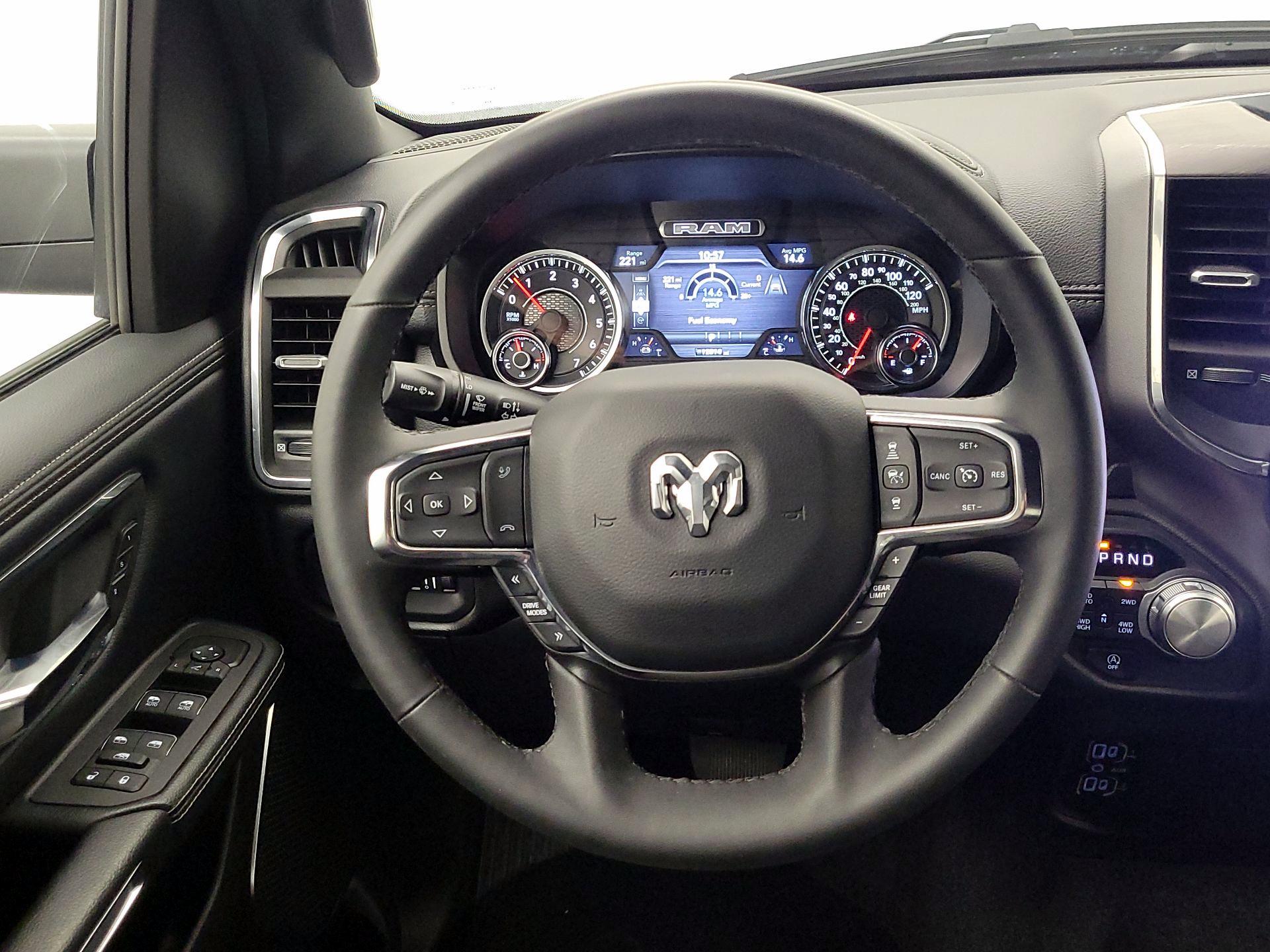 Thumbnail: 2025 RAM 1500 - 10