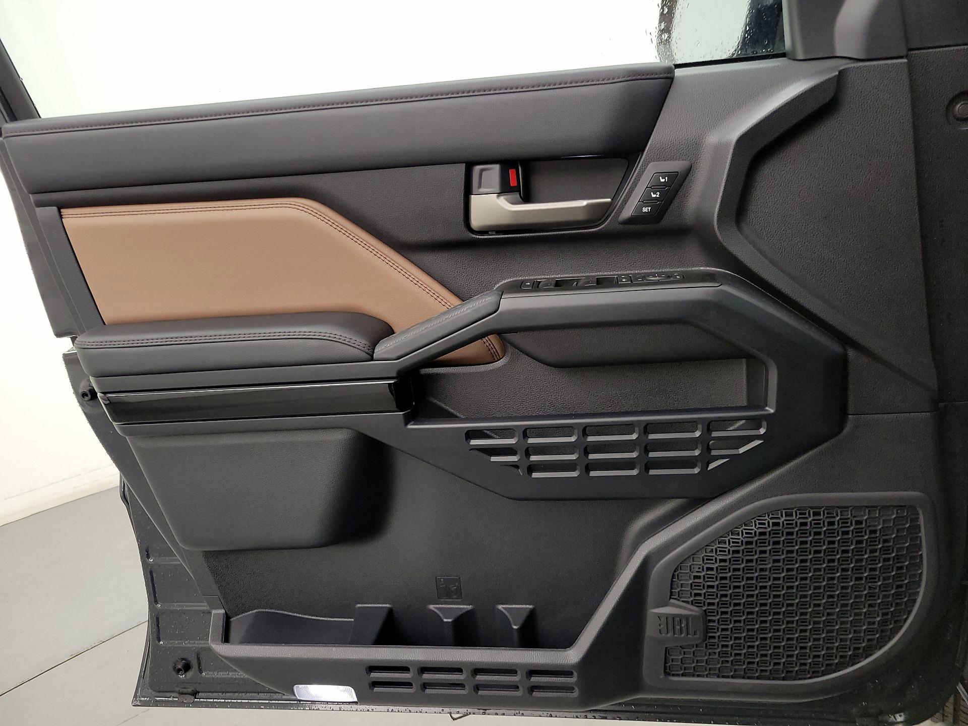 Thumbnail: 2026 Toyota 4Runner - 12