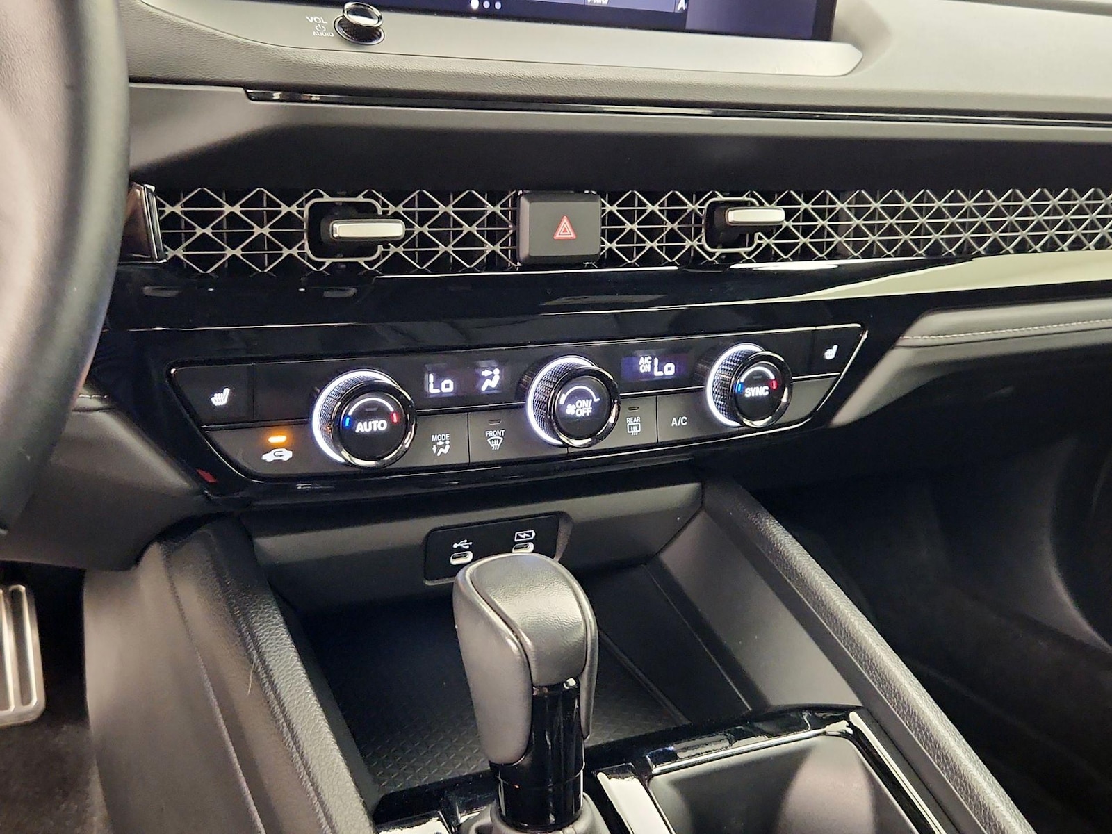 2024 Honda Accord Hybrid Sport-L - Photo 16