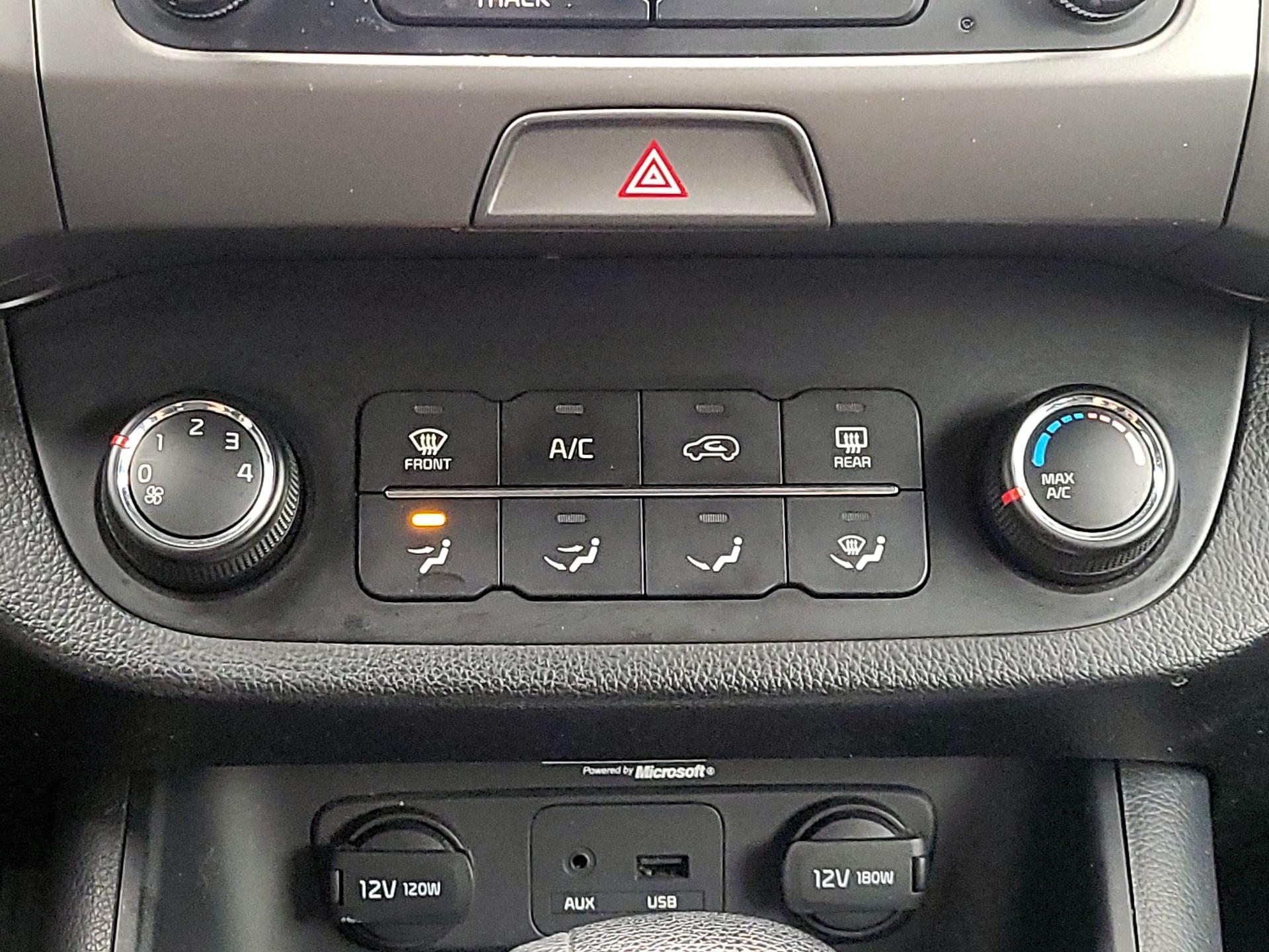 Thumbnail: 2014 Kia Sportage - 16