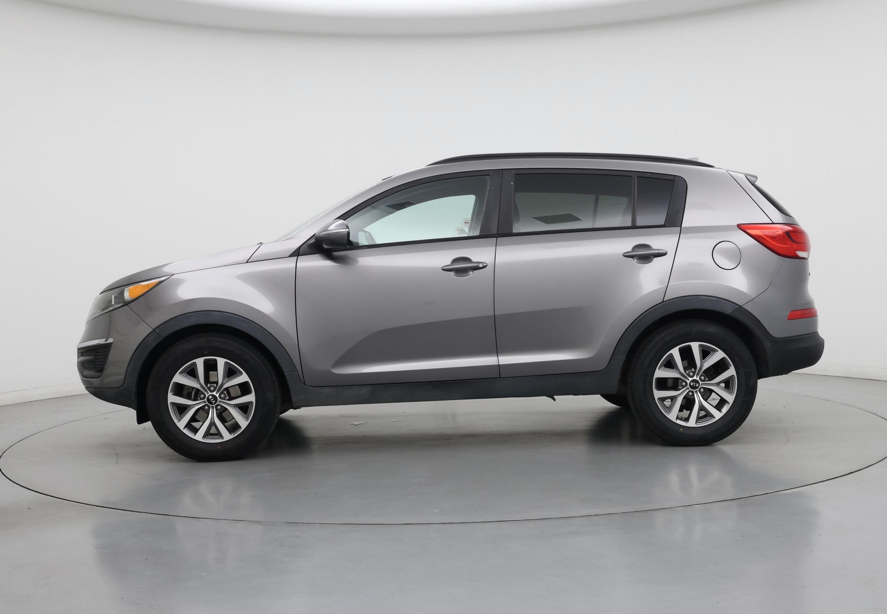 Thumbnail: 2014 Kia Sportage - 3