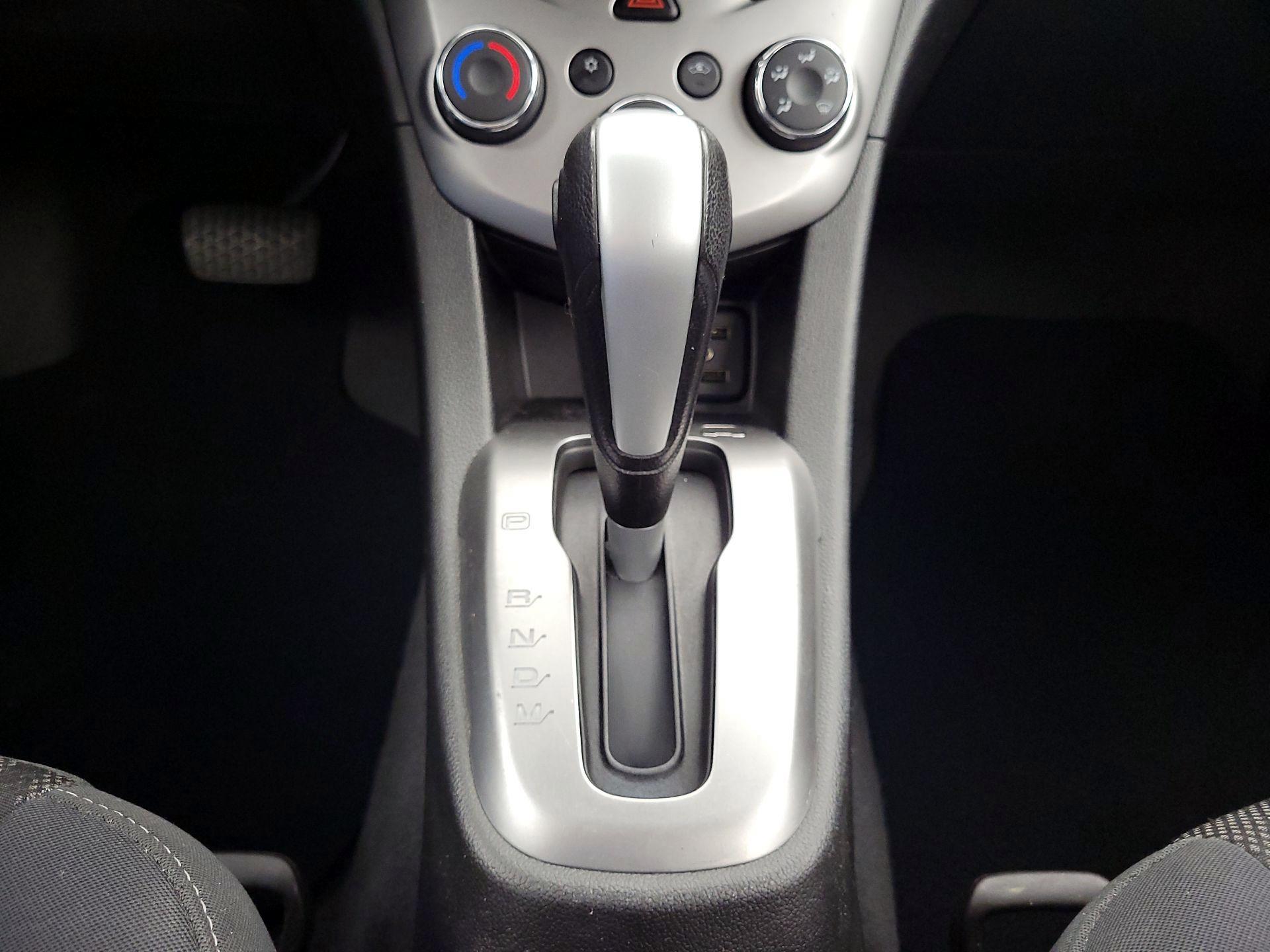 Thumbnail: 2017 Chevrolet Sonic - 17