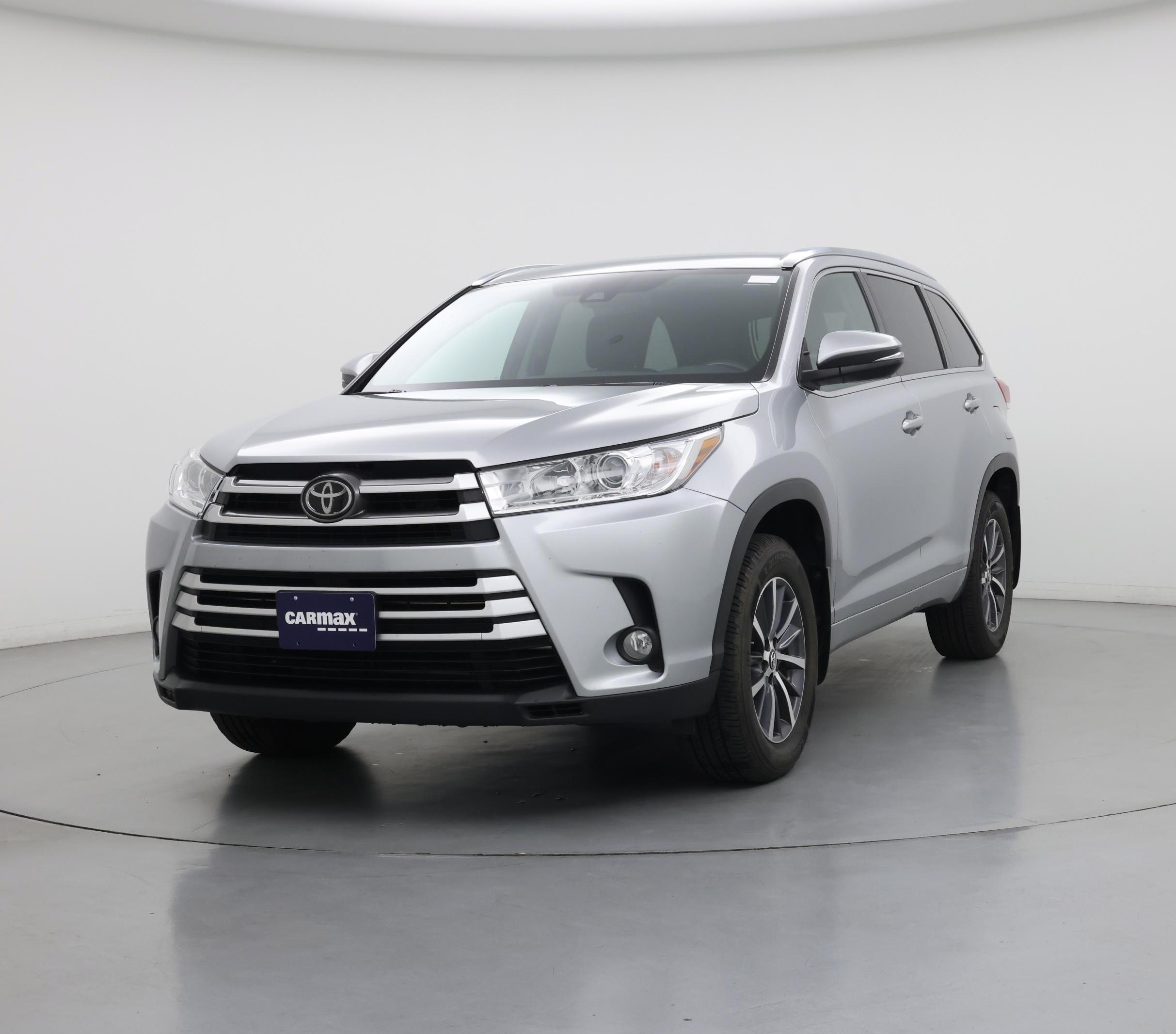 Thumbnail: 2017 Toyota Highlander - 4