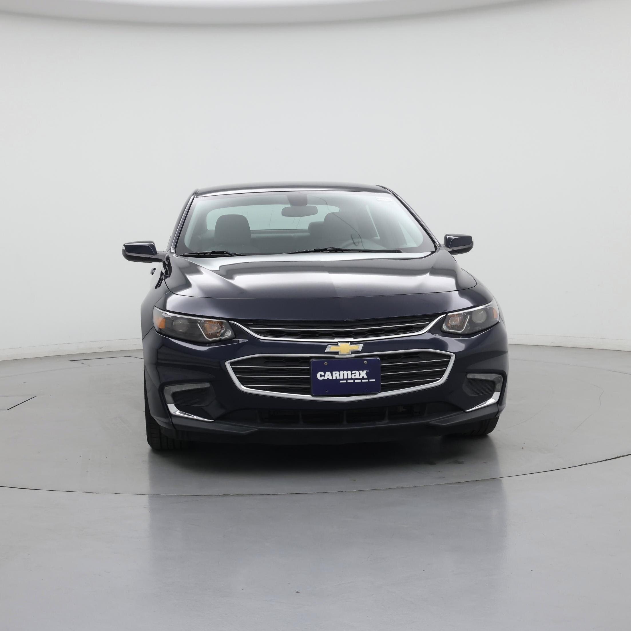 Thumbnail: 2017 Chevrolet Malibu - 5