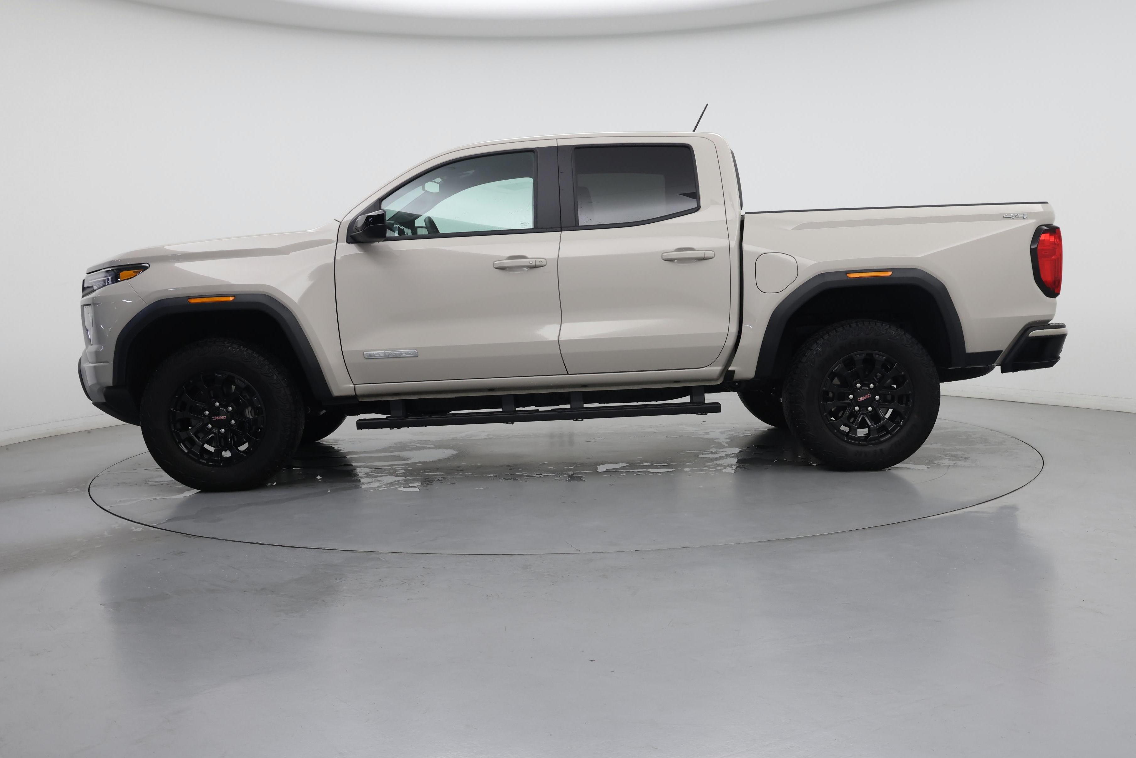 Thumbnail: 2026 GMC Canyon - 3