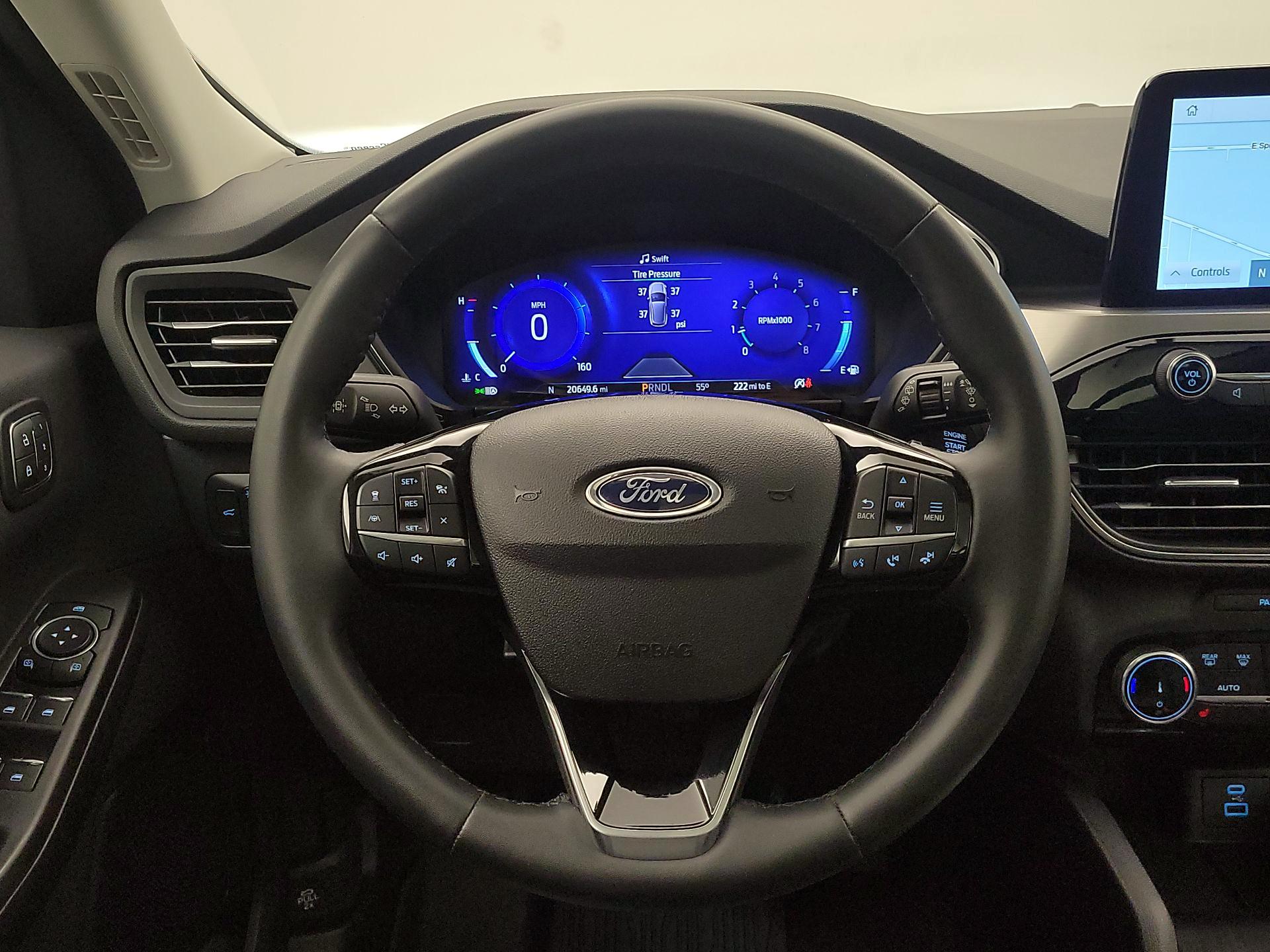 Thumbnail: 2022 Ford Escape - 10