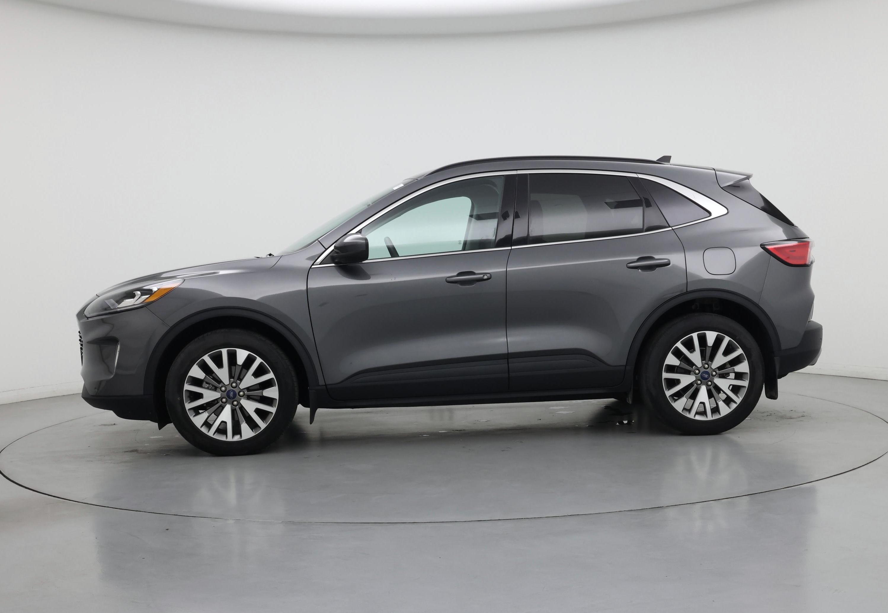Thumbnail: 2022 Ford Escape - 3