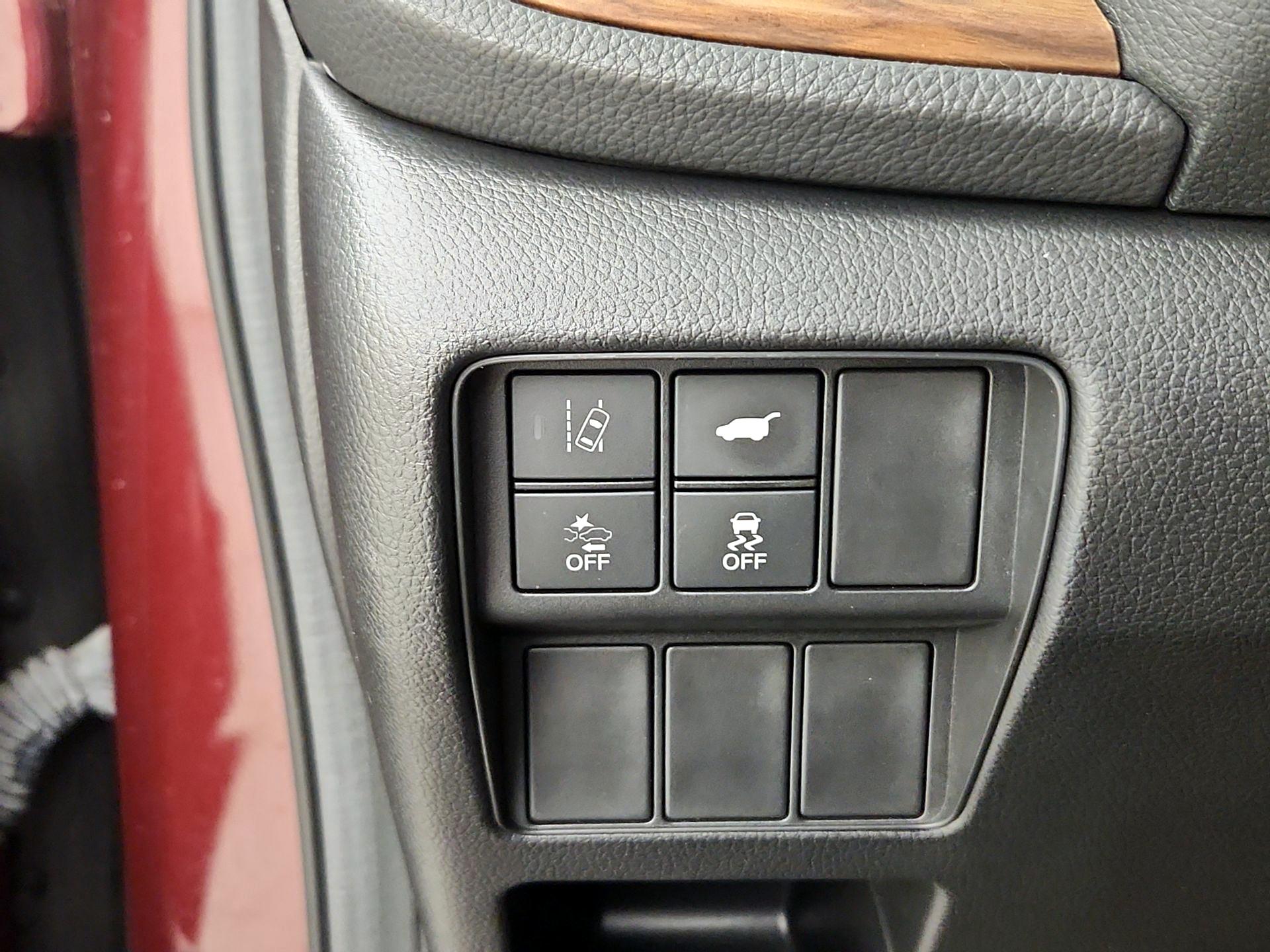 Thumbnail: 2018 Honda CR-V - 11
