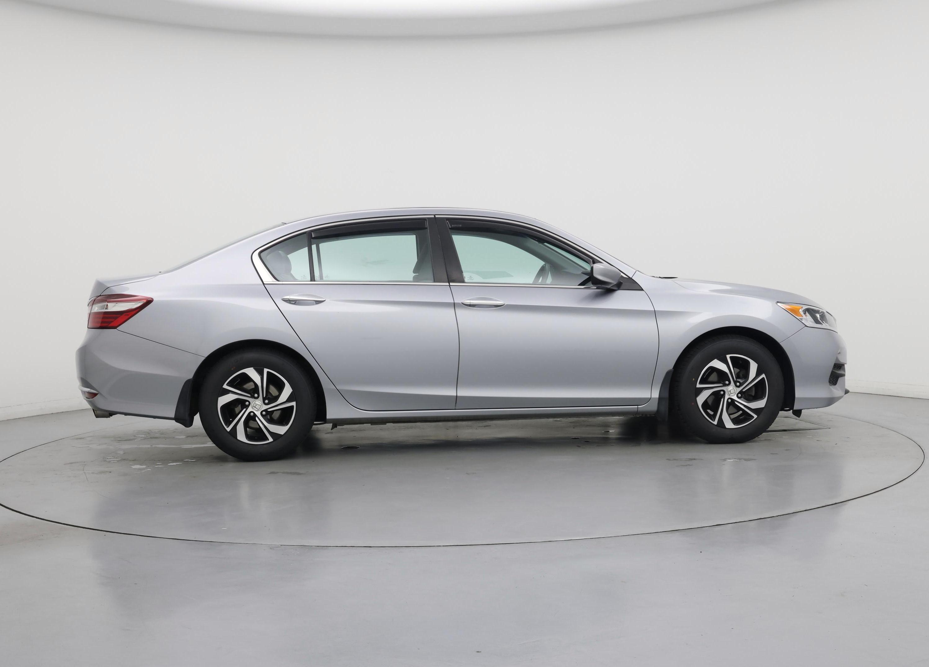 Thumbnail: 2017 Honda Accord - 7