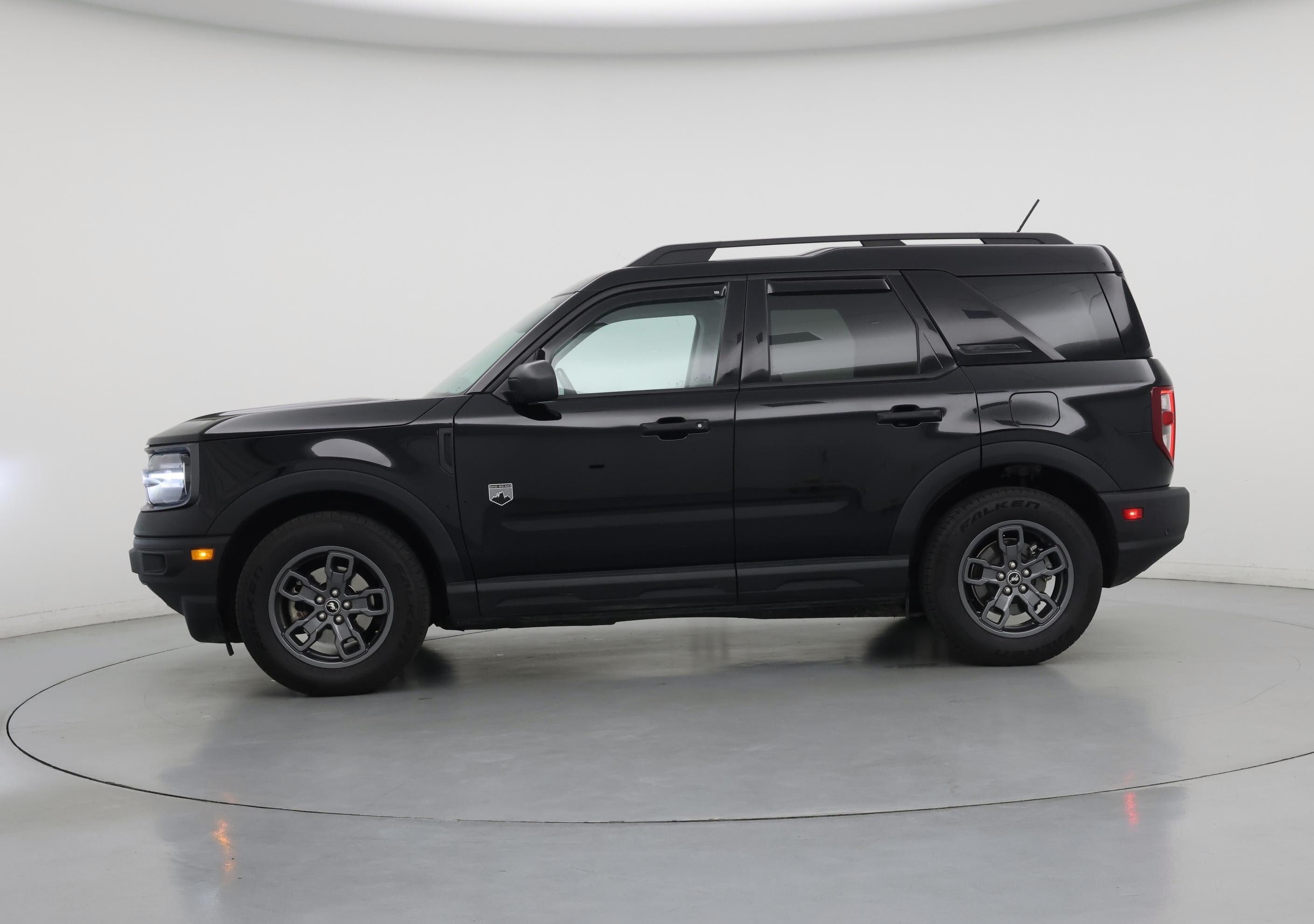 Thumbnail: 2022 Ford Bronco Sport - 3