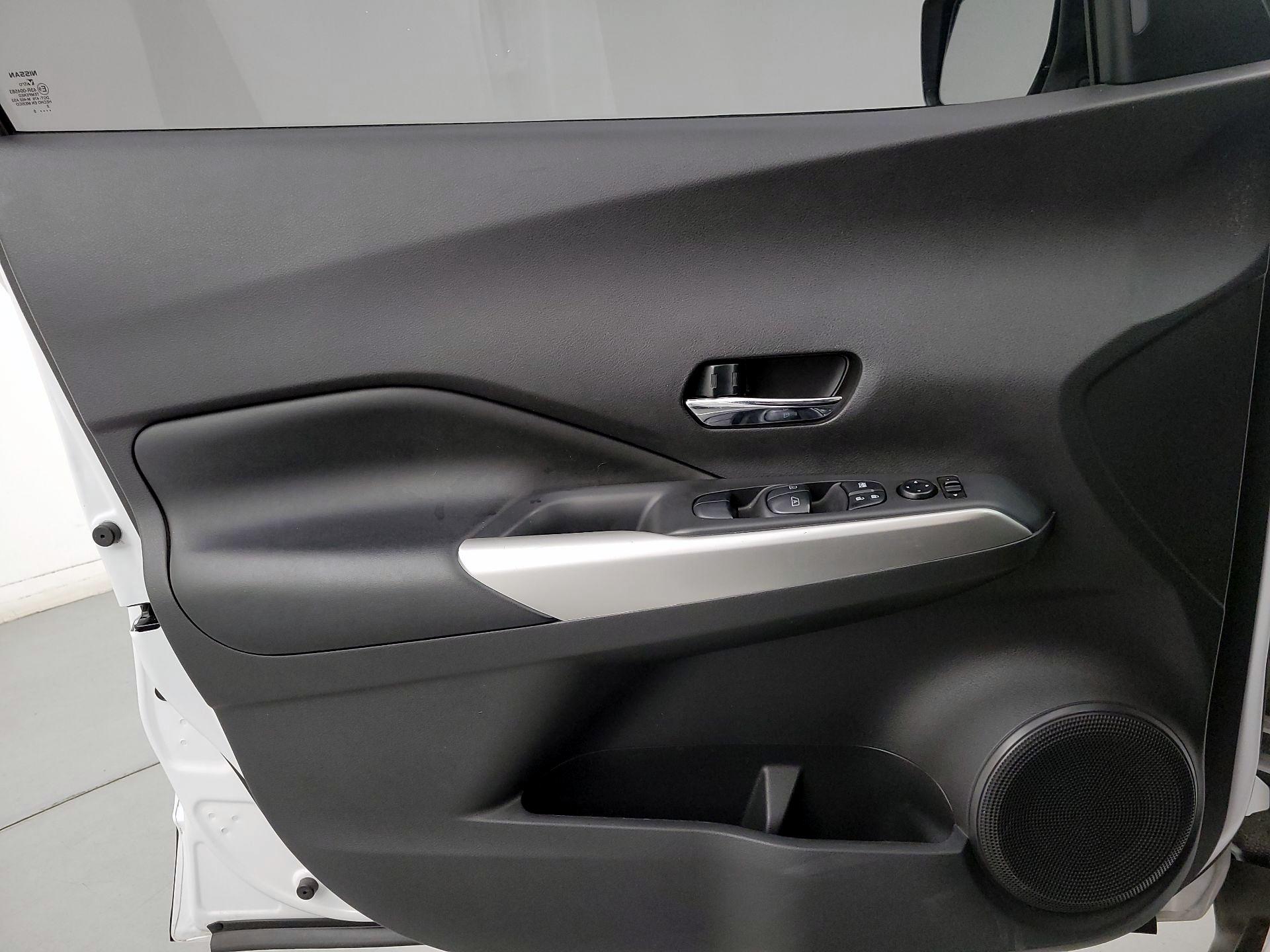 Thumbnail: 2020 Nissan Kicks - 12