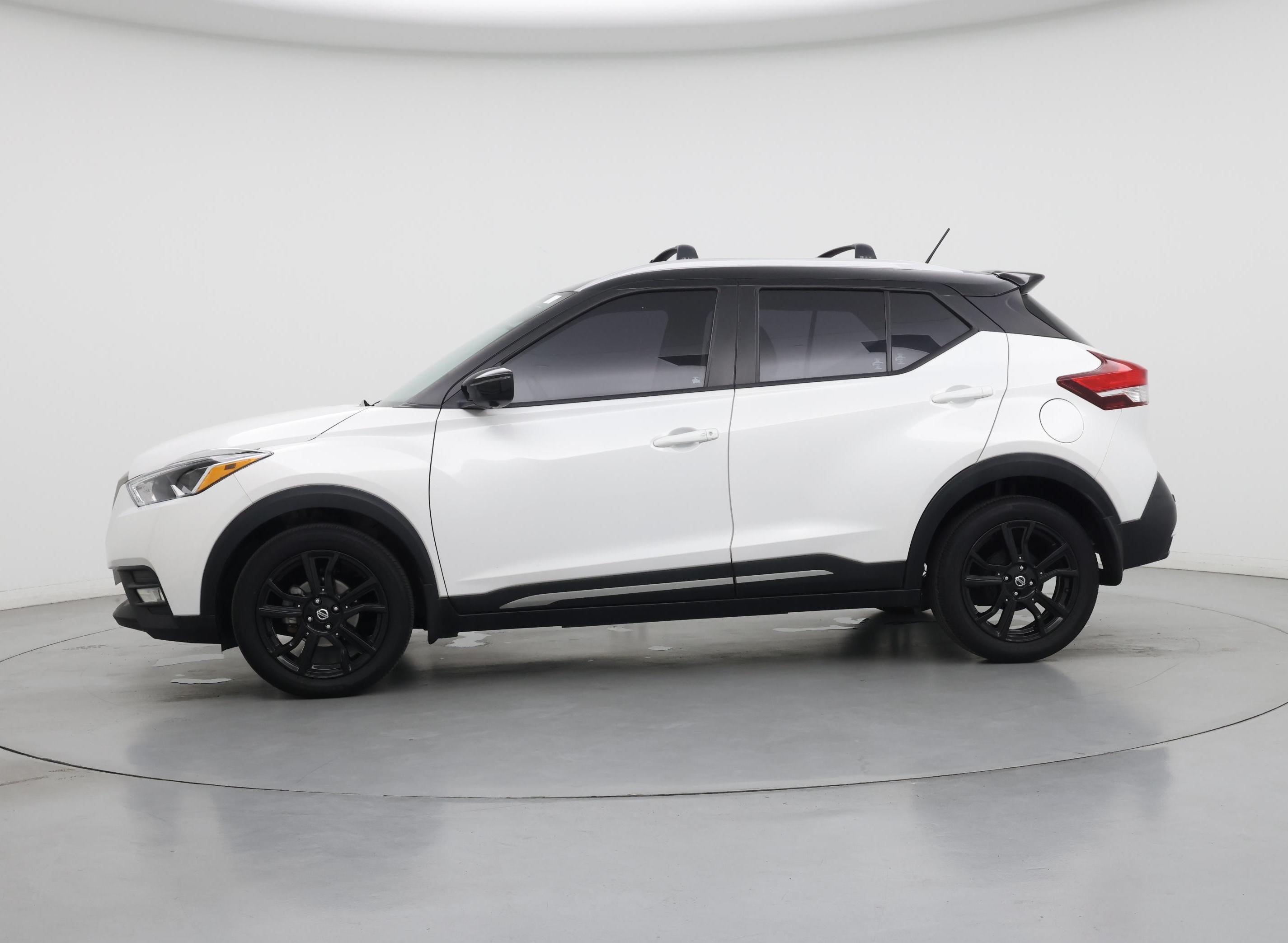 Thumbnail: 2020 Nissan Kicks - 3