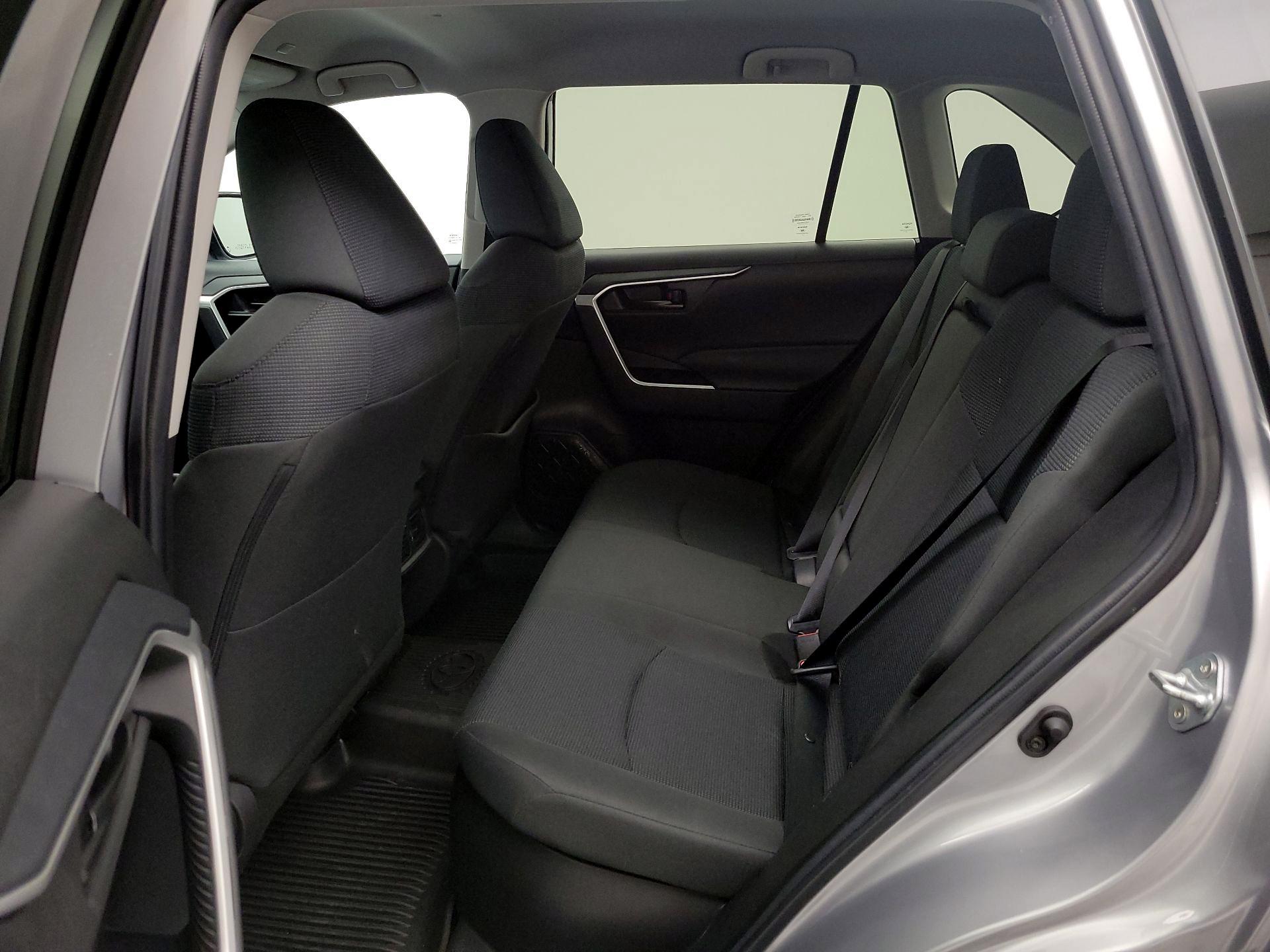 Thumbnail: 2023 Toyota RAV4 - 20