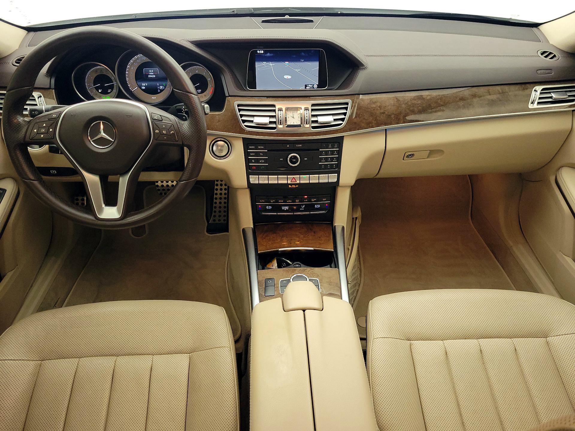 Thumbnail: 2016 Mercedes-Benz E-Class - 9