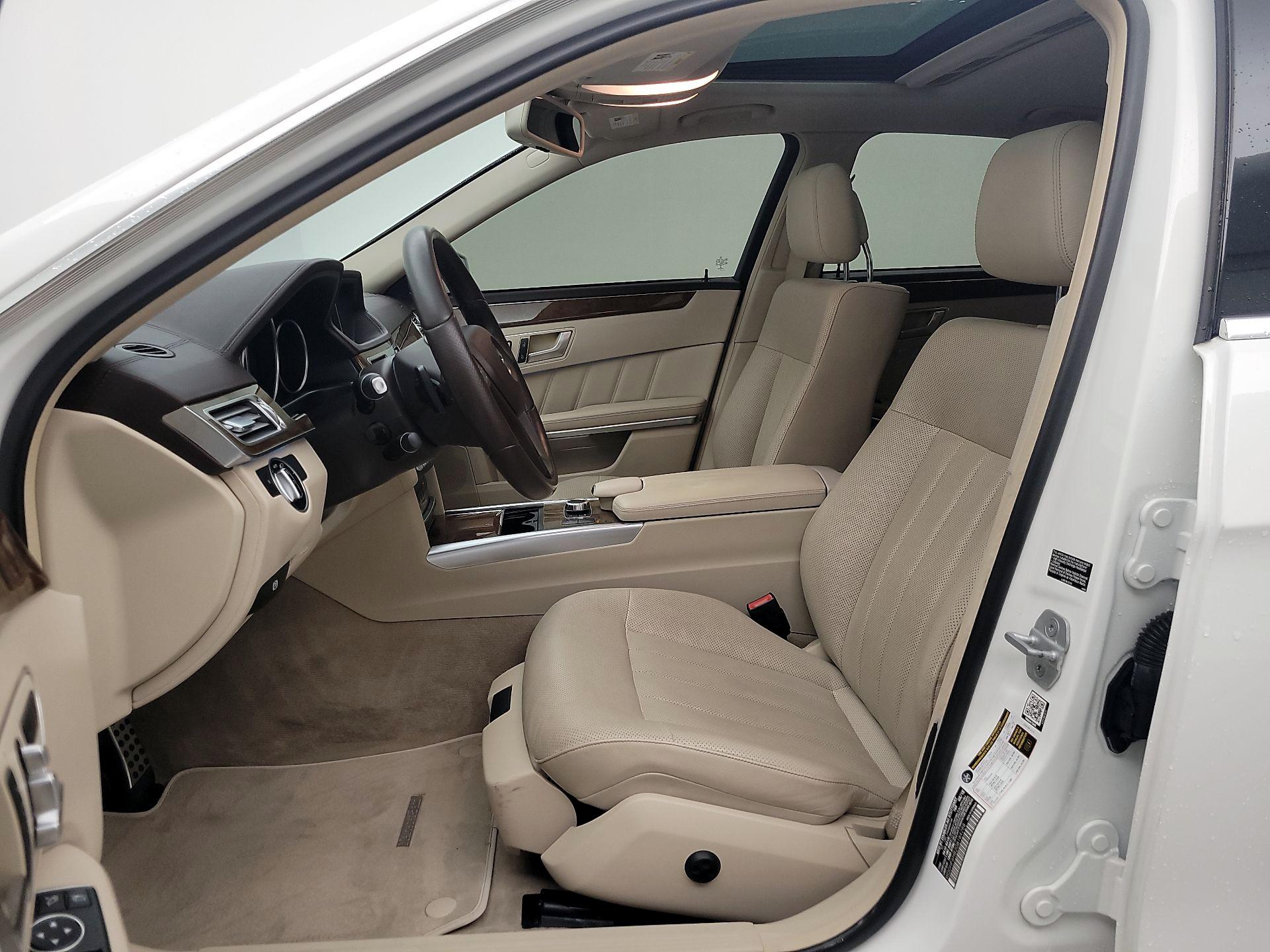 Thumbnail: 2016 Mercedes-Benz E-Class - 11