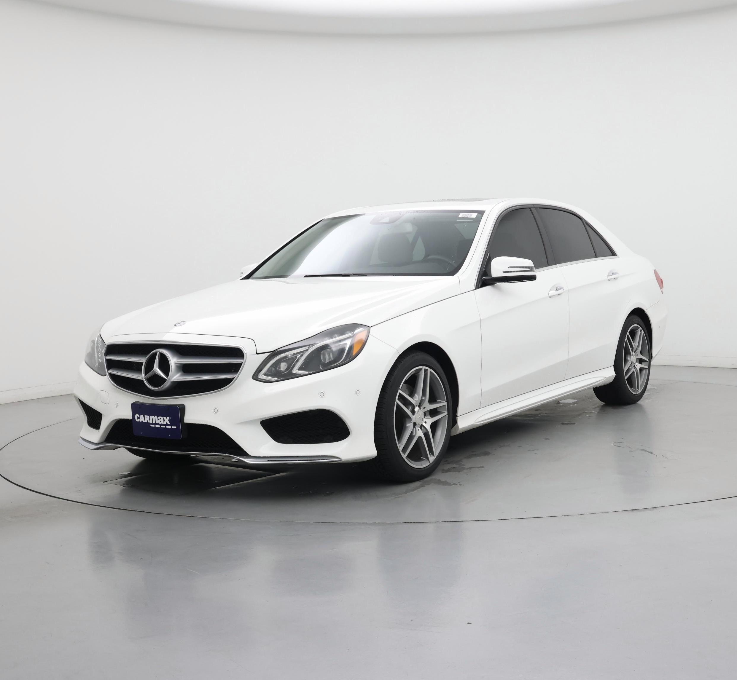 Thumbnail: 2016 Mercedes-Benz E-Class - 4