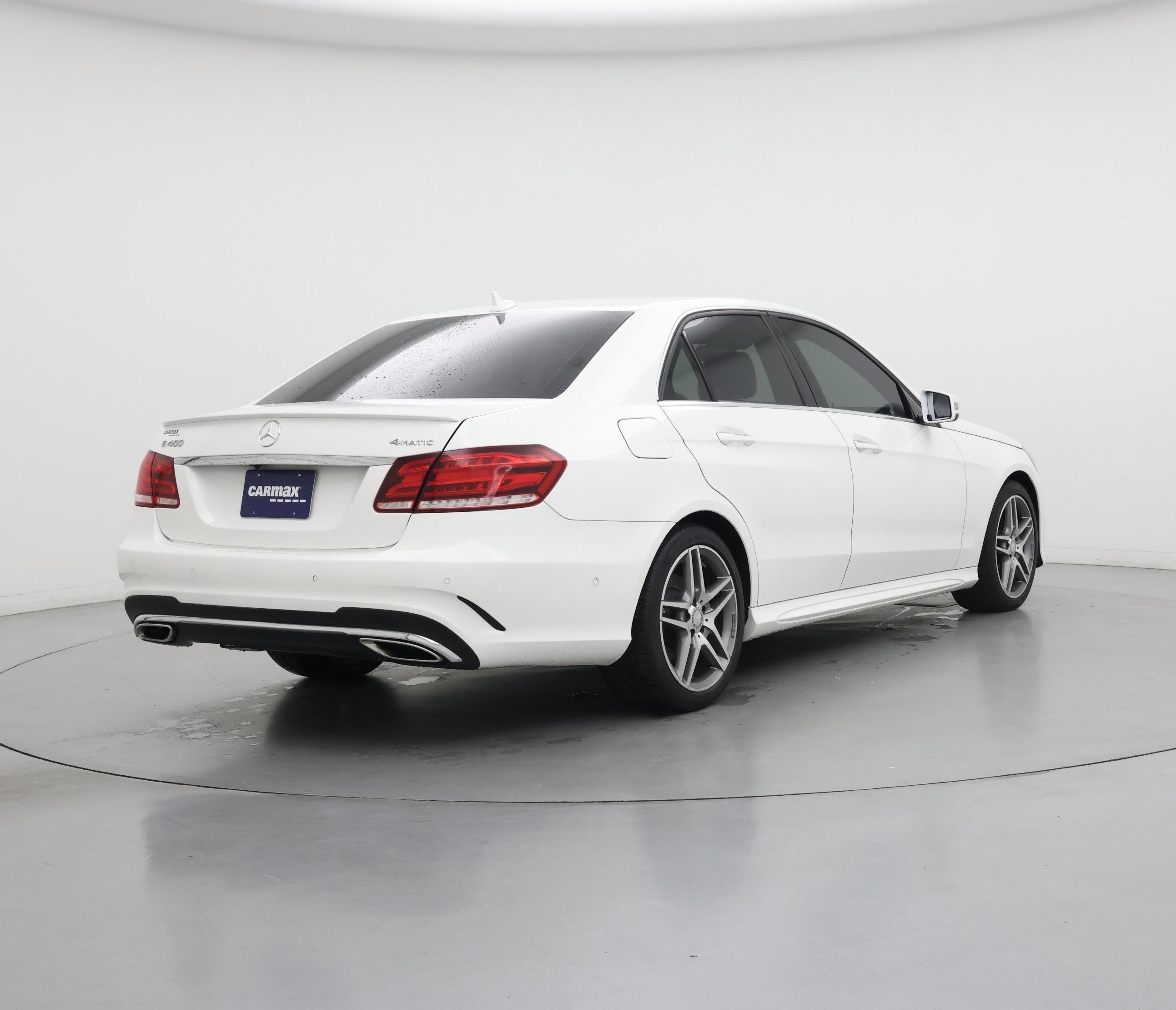 Thumbnail: 2016 Mercedes-Benz E-Class - 8