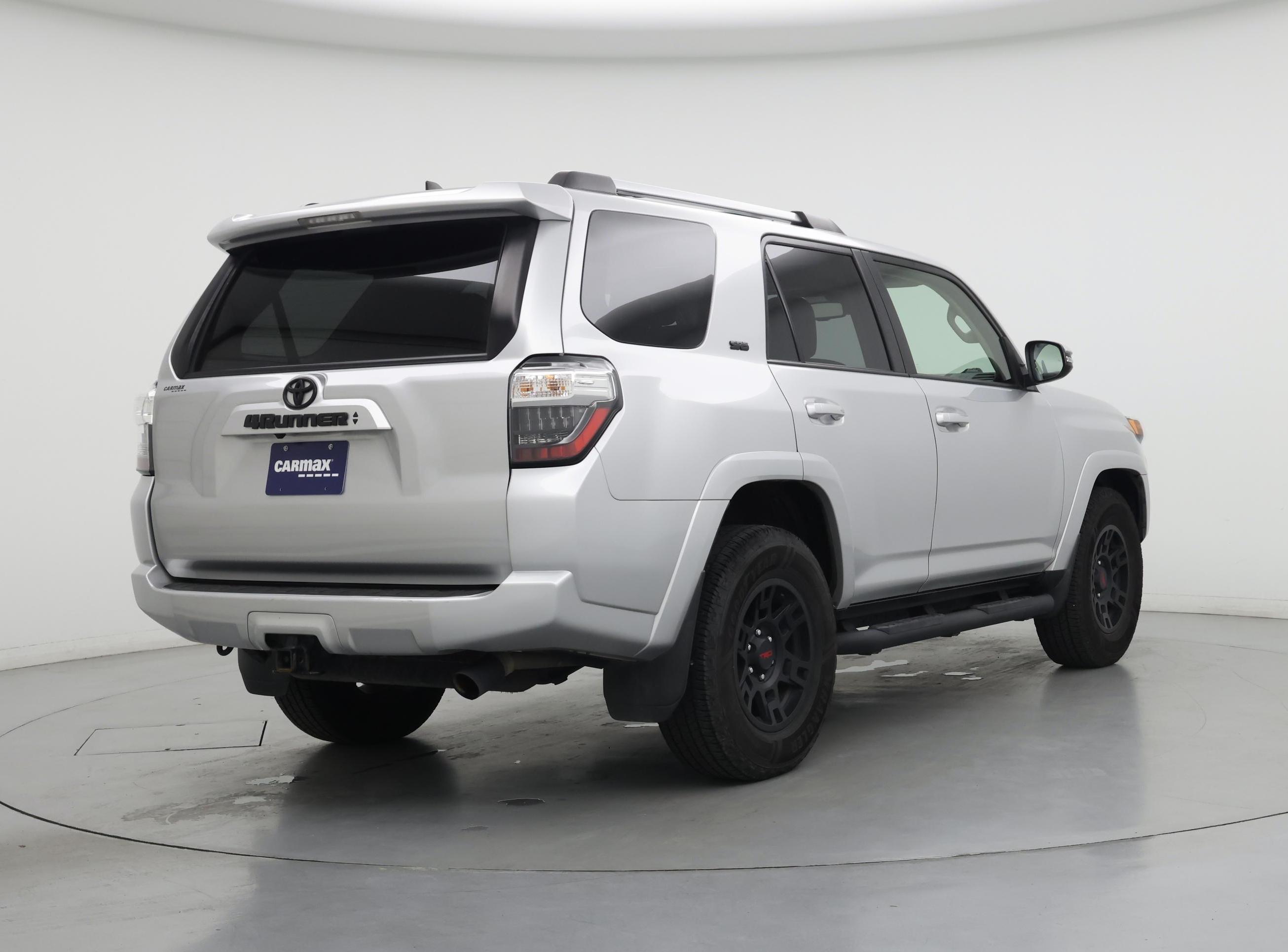 Thumbnail: 2022 Toyota 4Runner - 8