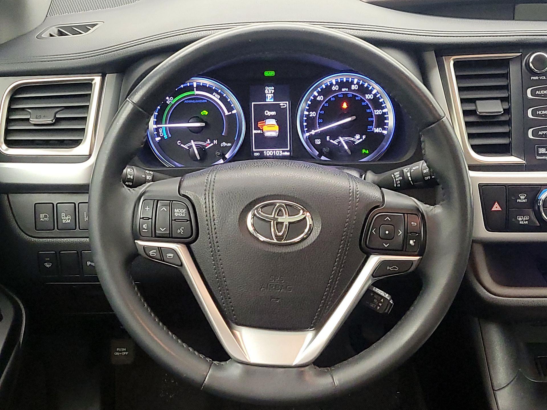 Thumbnail: 2016 Toyota Highlander - 10