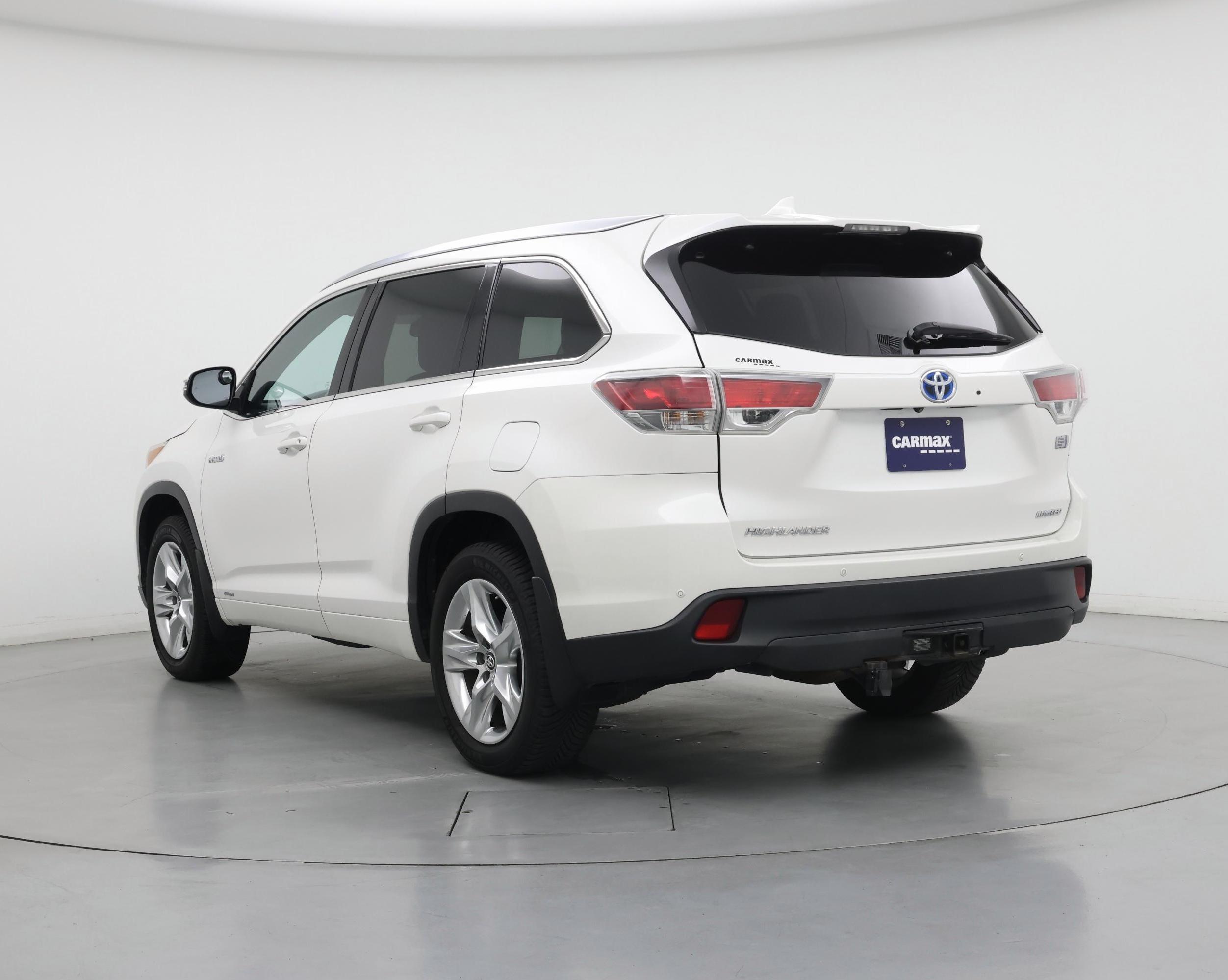 Thumbnail: 2016 Toyota Highlander - 2