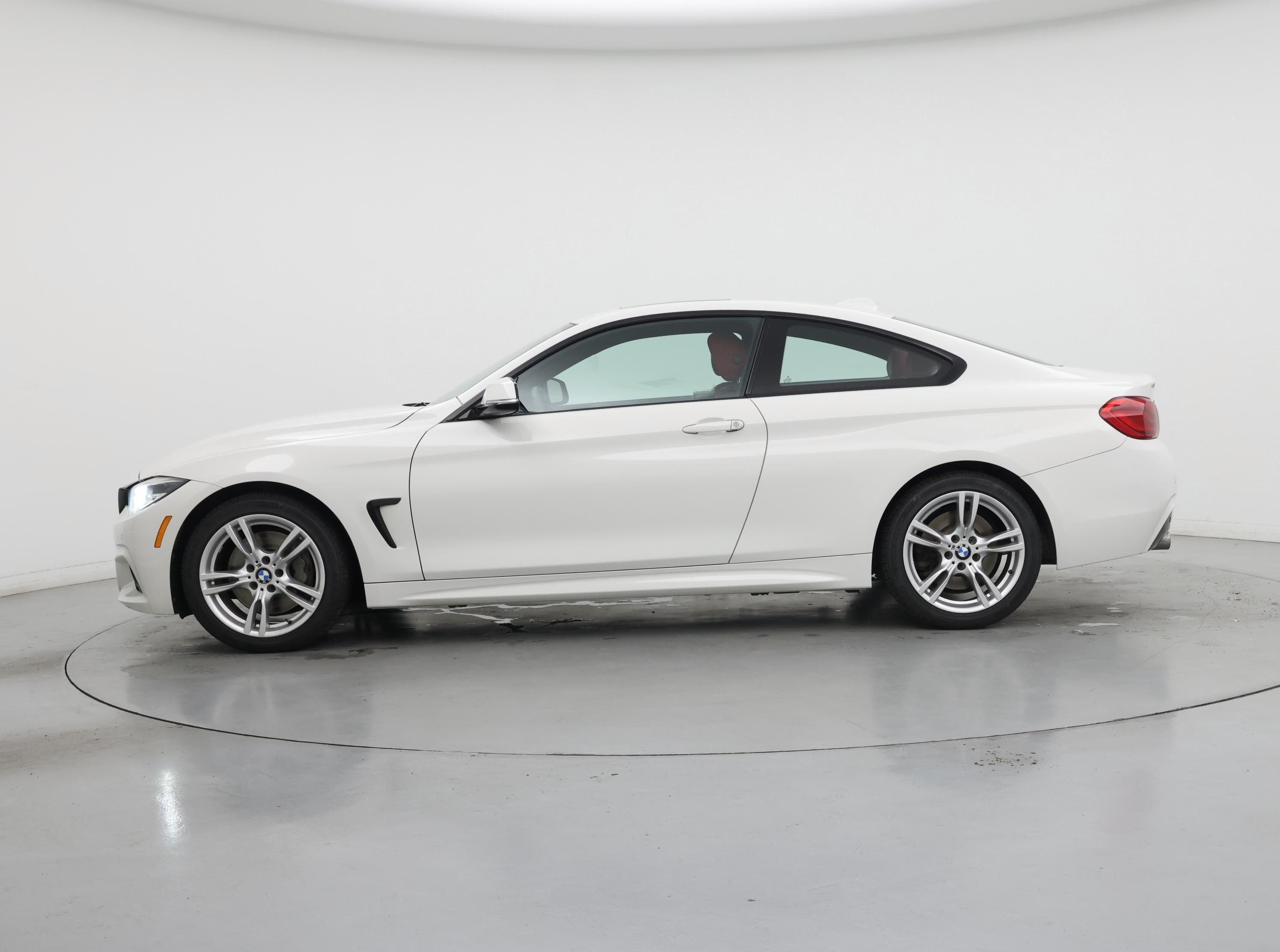 Thumbnail: 2018 BMW 4 Series - 3