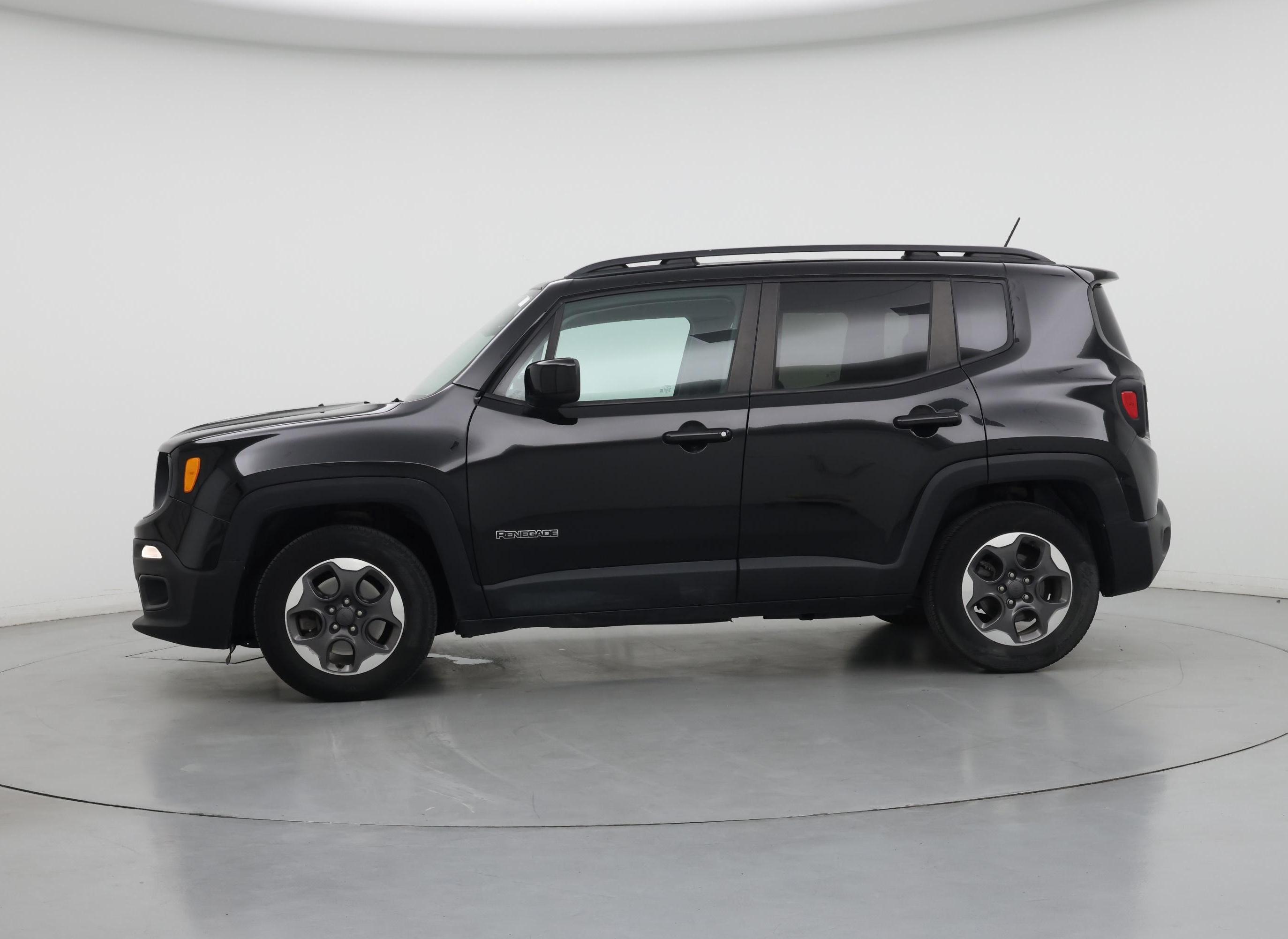 Thumbnail: 2016 Jeep Renegade - 3