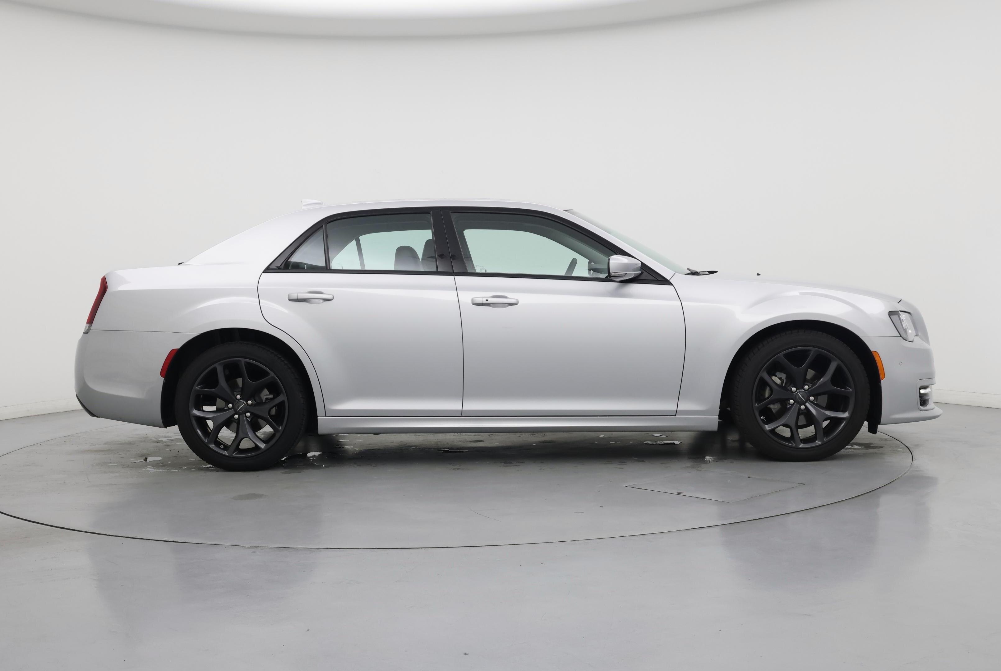 Thumbnail: 2023 Chrysler 300 - 7